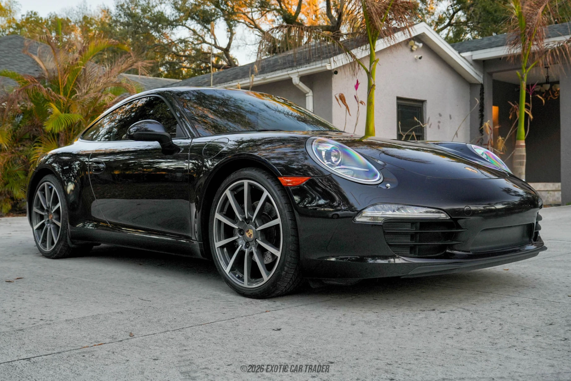 2014 Porsche 911 - Overview Photo