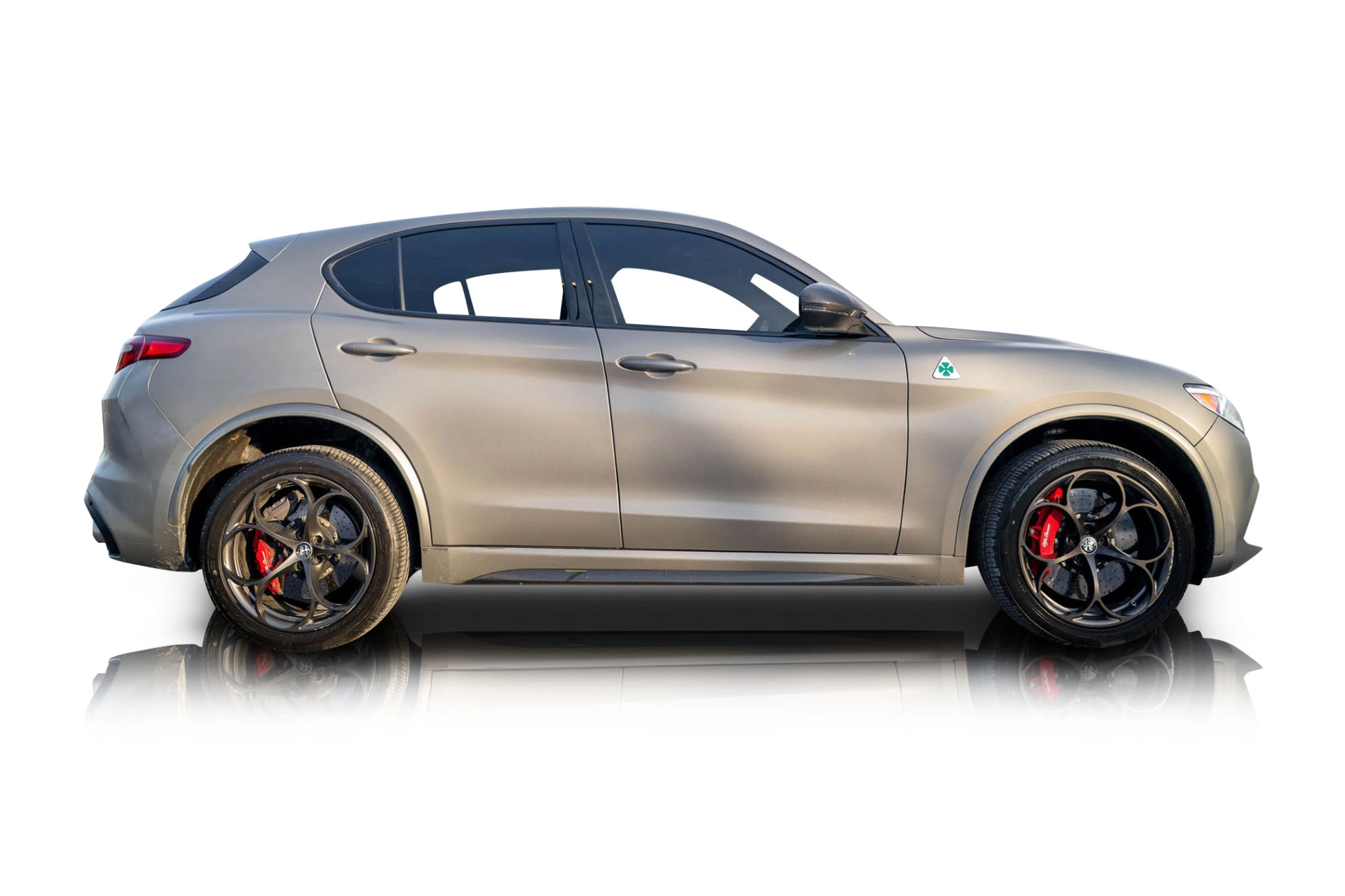 2019 Alfa Romeo Stelvio - Passenger side