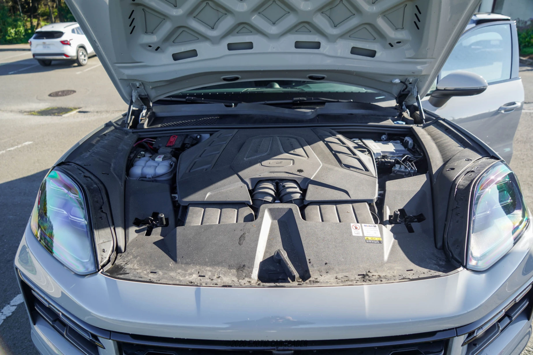 2024 Porsche Cayenne - Engine Photo