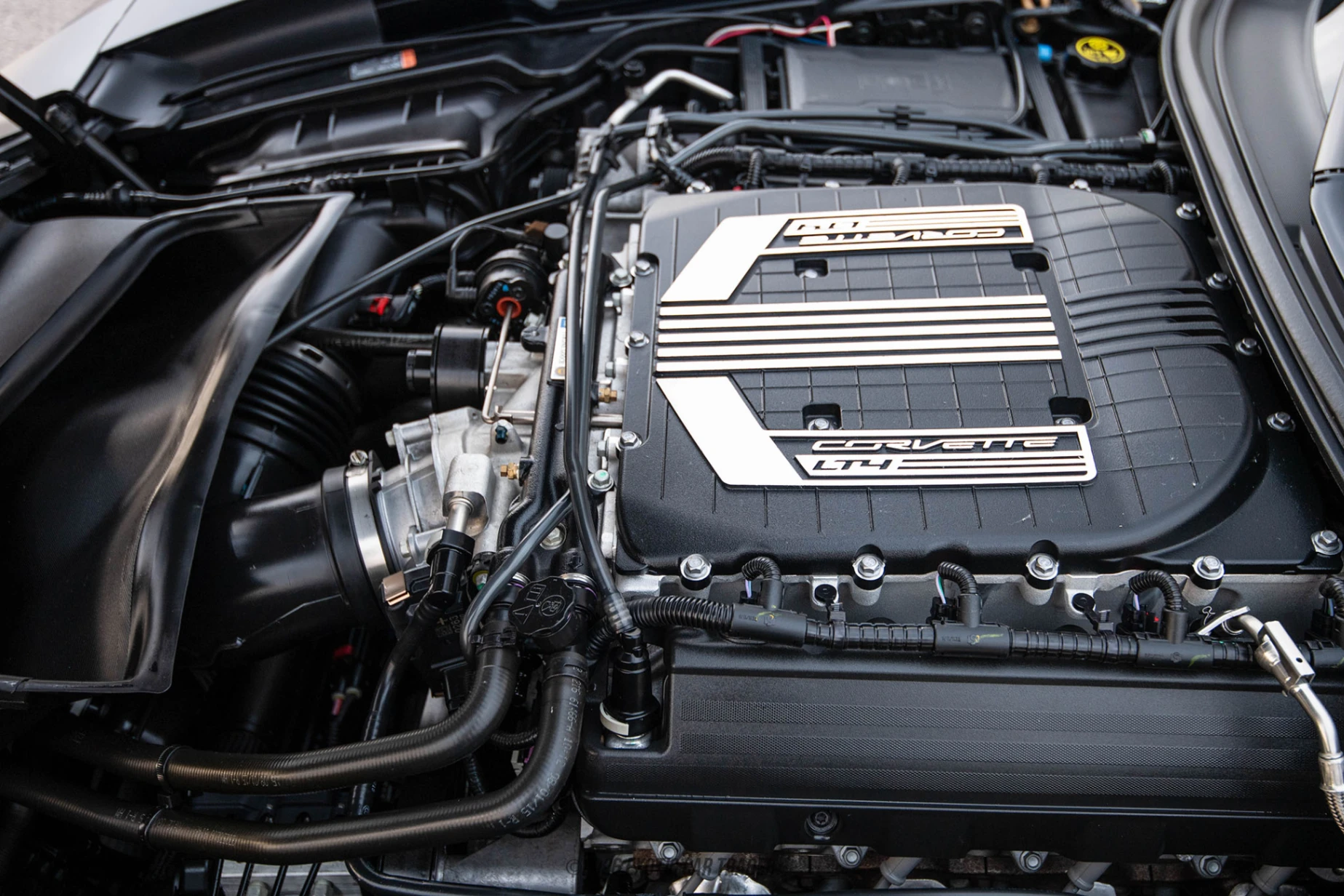 2016 Chevrolet Corvette - Engine Photo