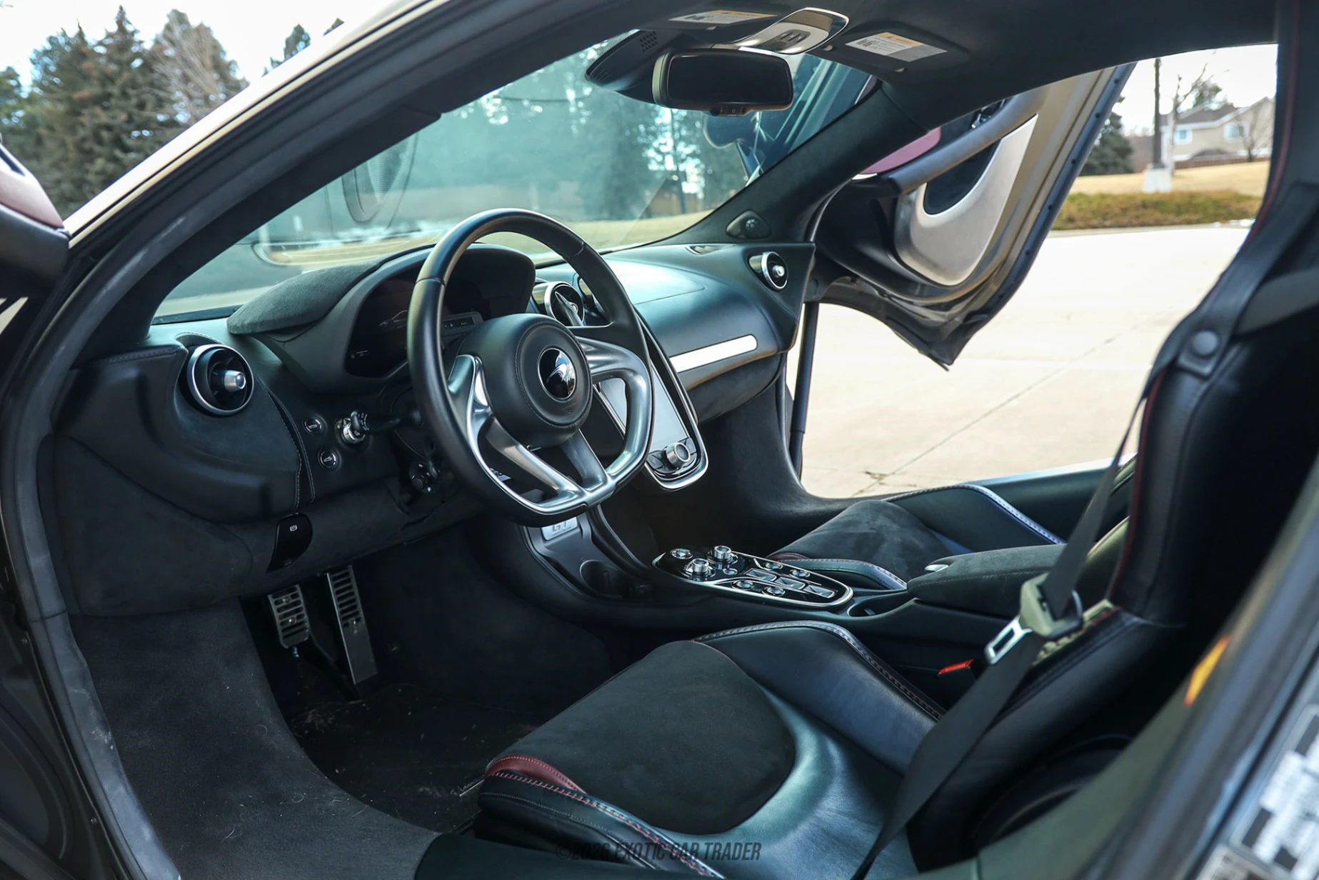 2020 McLaren GT - Interior Photo