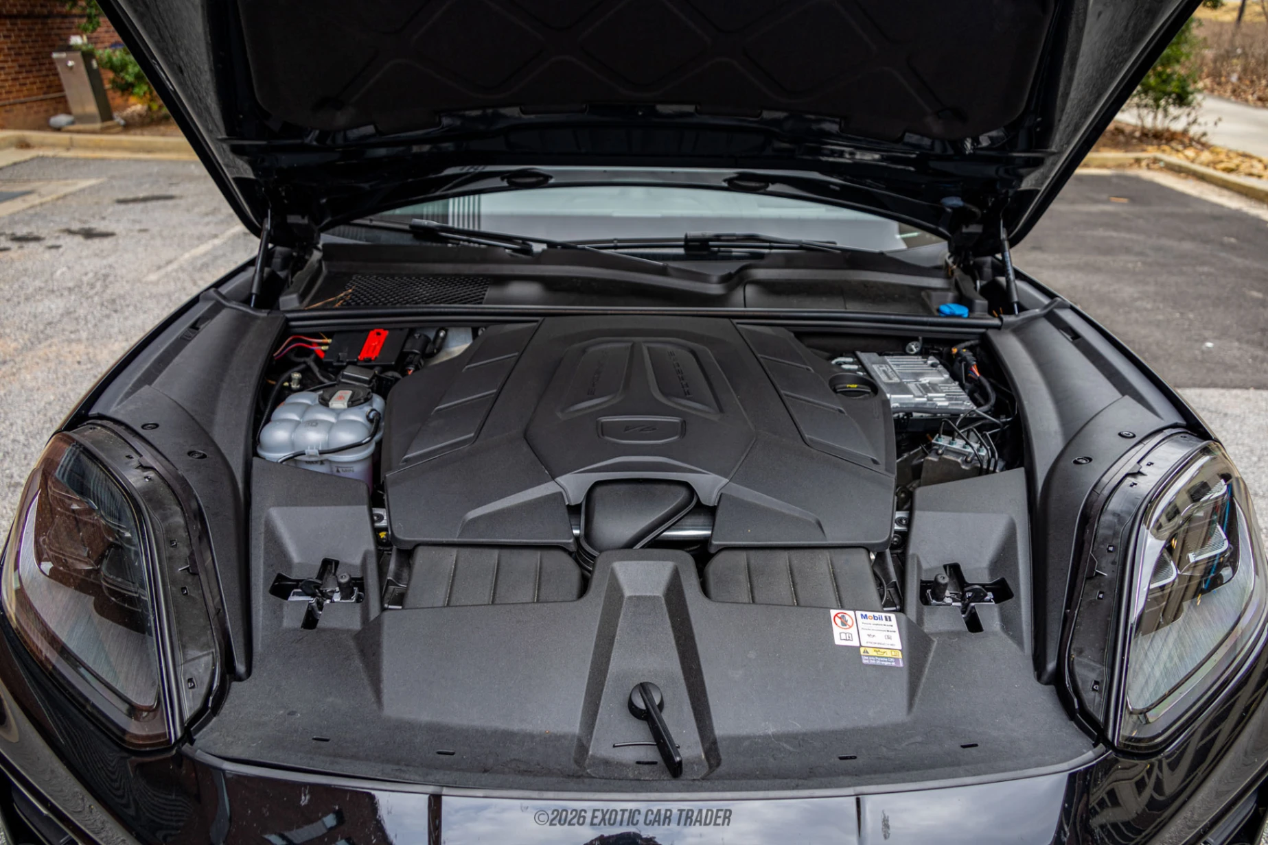 2024 Porsche Cayenne - Engine Photo