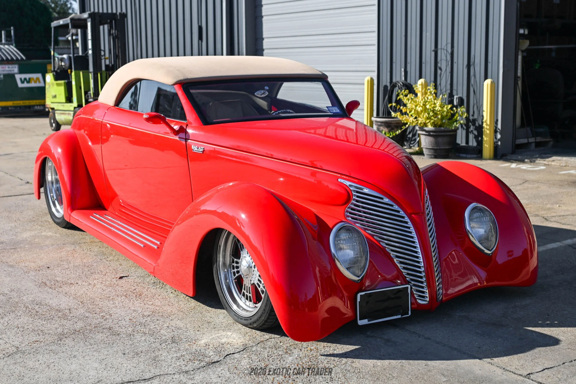 1939 Ford Deluxe - Overview Photo