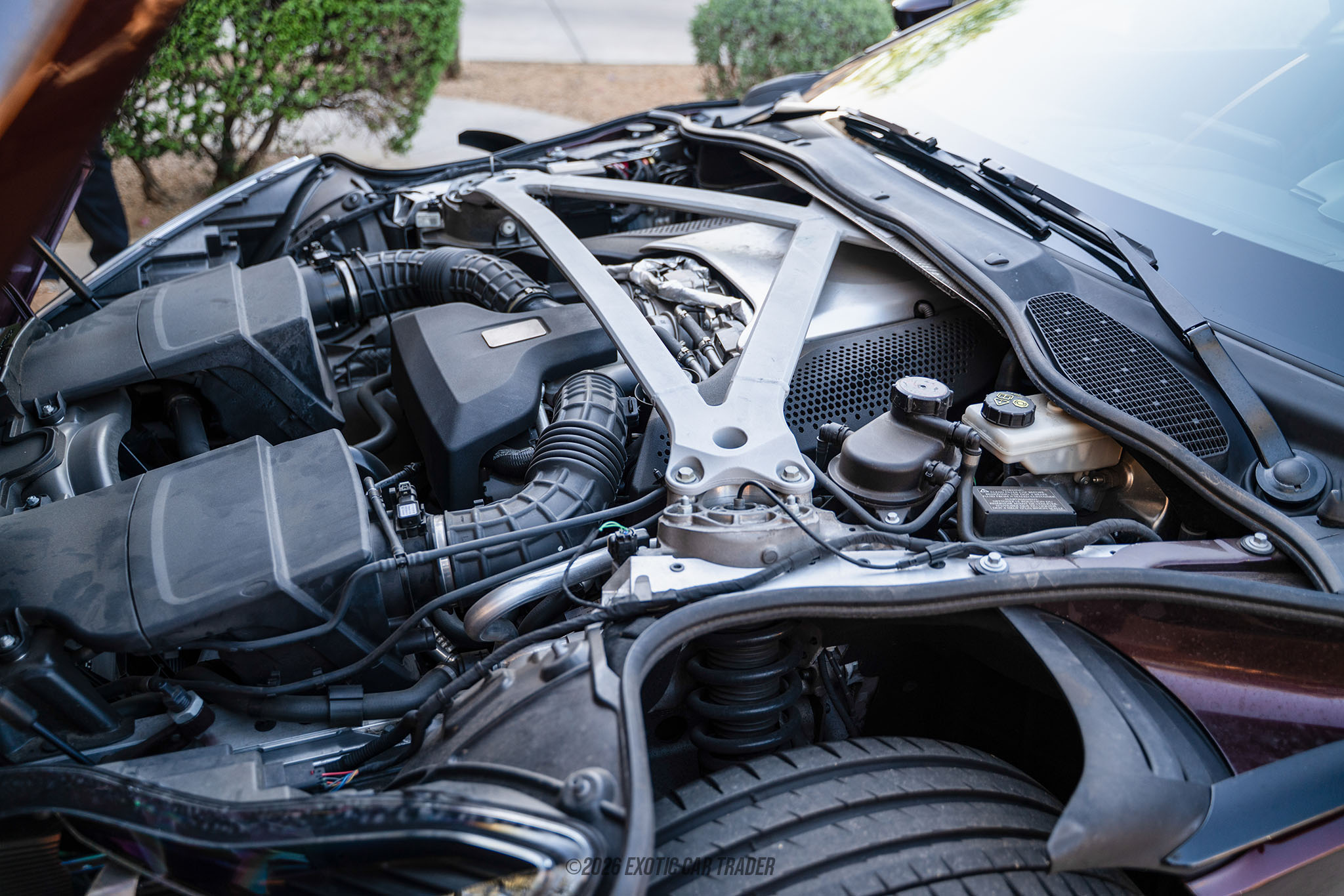 2018 Aston Martin DB11 - Engine Photo