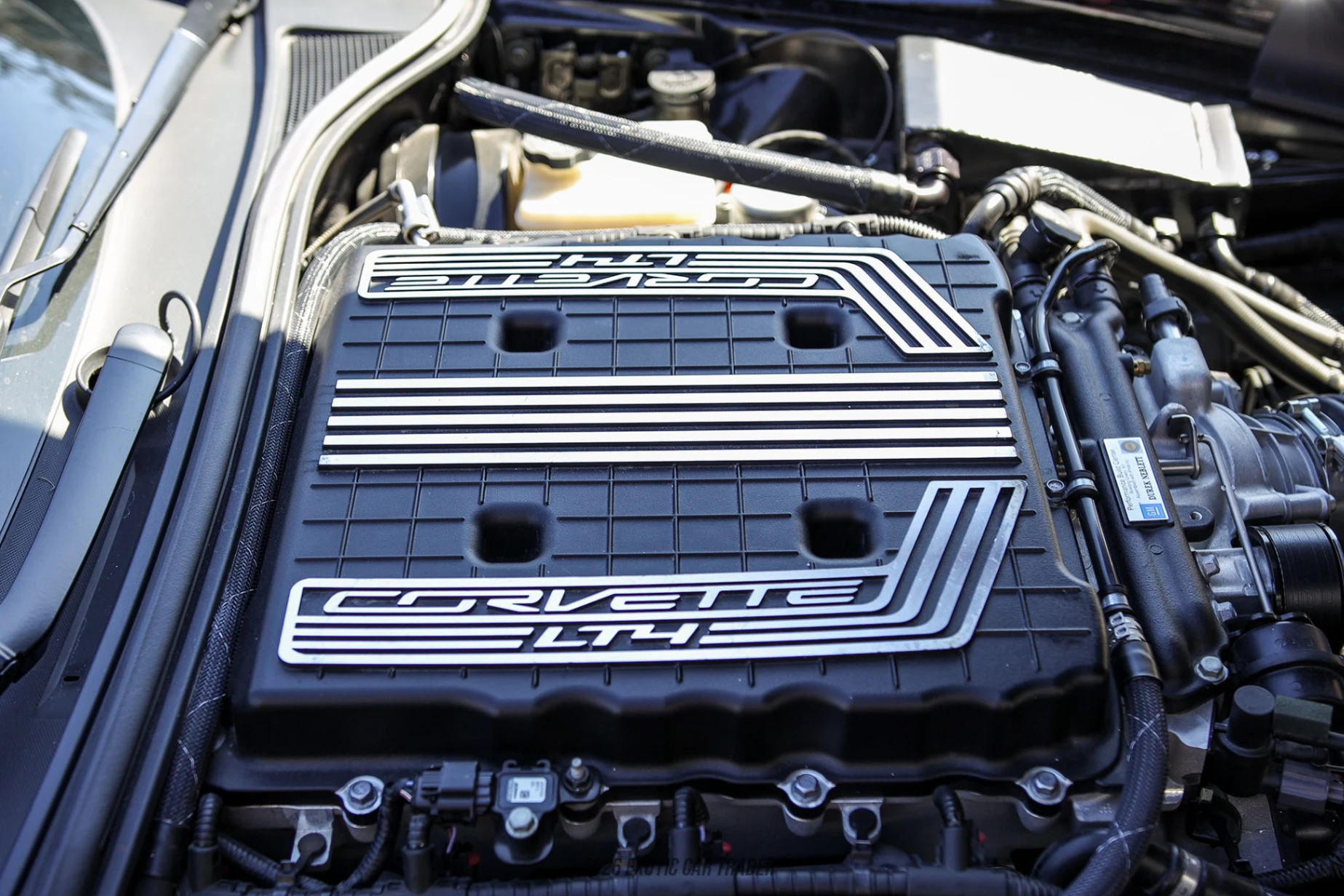 2019 Chevrolet Corvette - Engine Photo