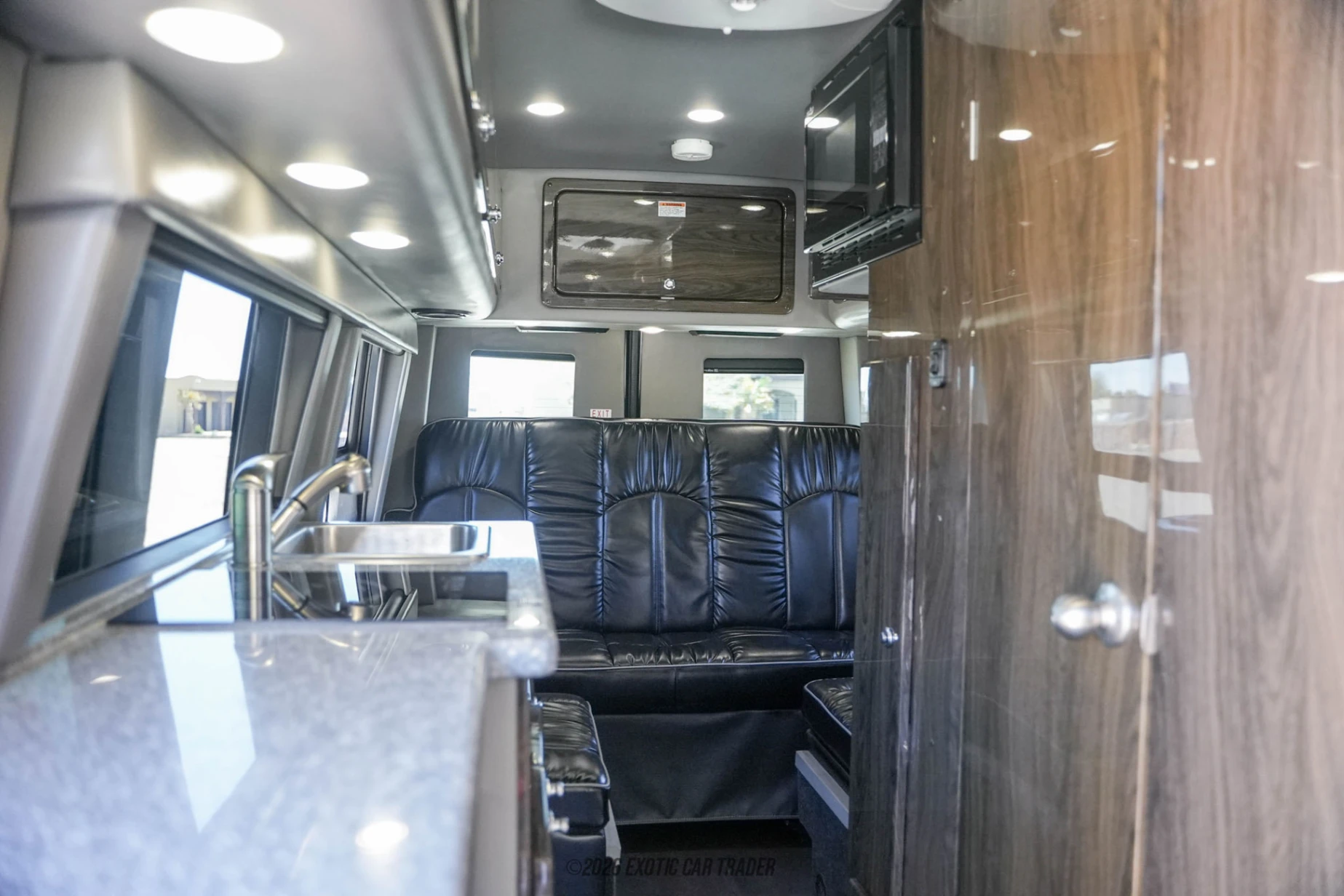 Mercedes-Benz Sprinter 3500 Mercedes-Benz Sprinter 3500 - Interior