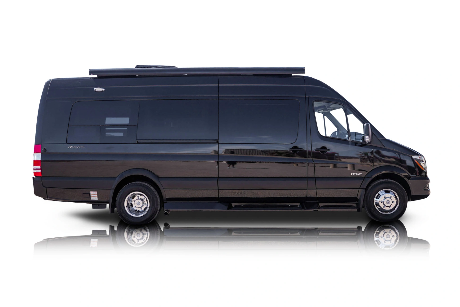 An incredible side shot photo of a Mercedes-Benz Sprinter 3500 that you should buy.