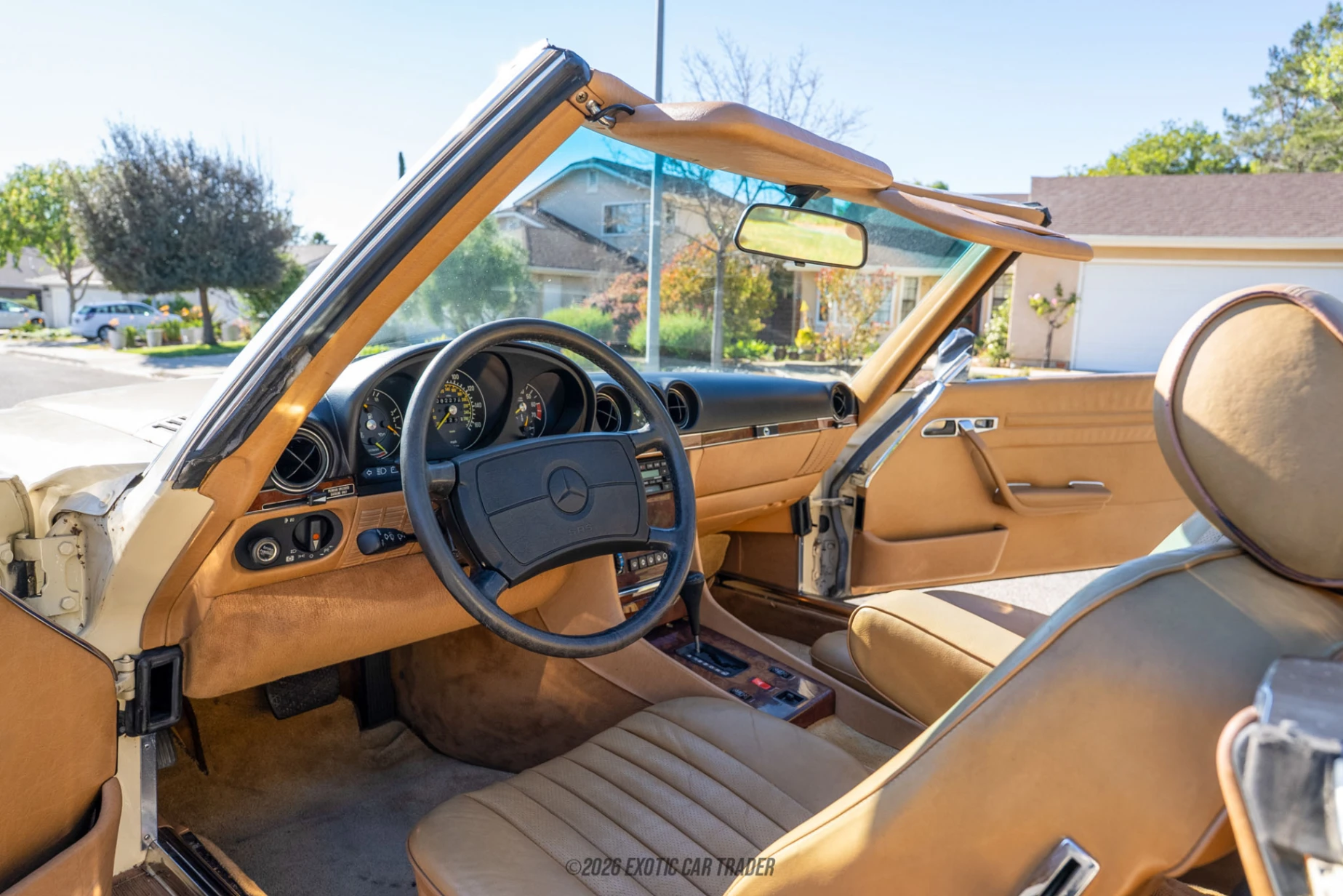 1988 Mercedes-Benz 560SL - Interior Photo