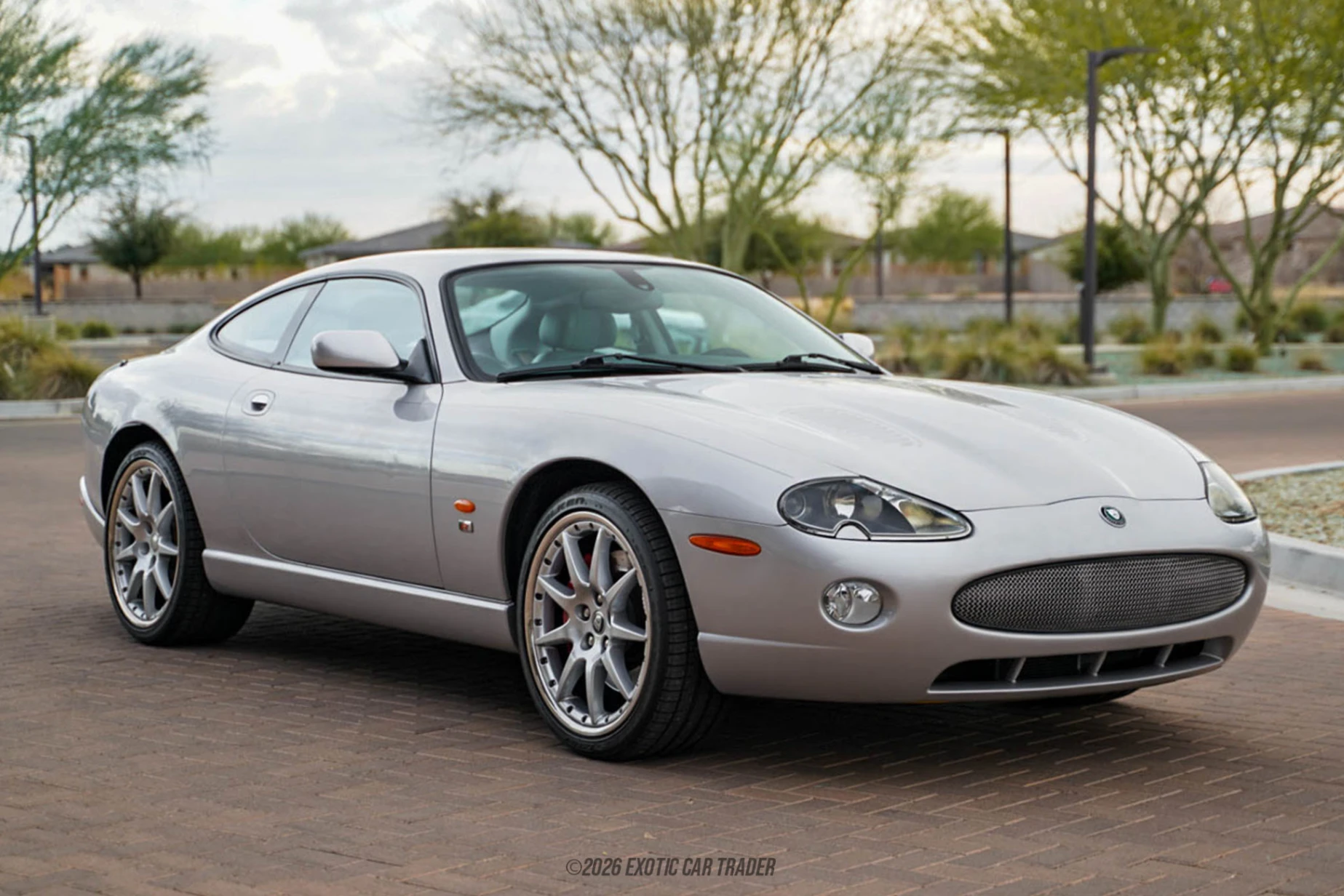 2006 Jaguar XKR - Overview Photo