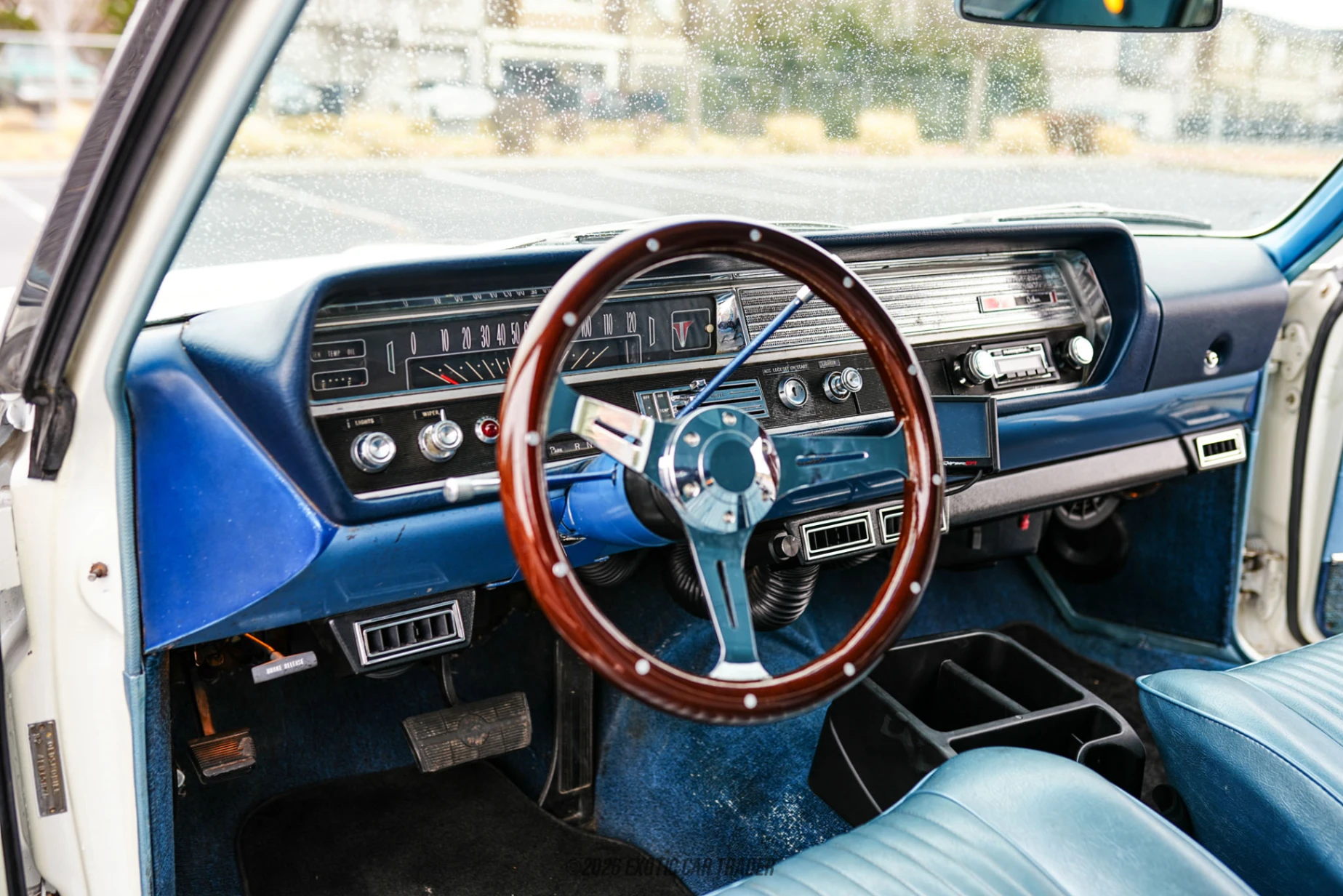 1964 Oldsmobile Cutlass - Interior Photo