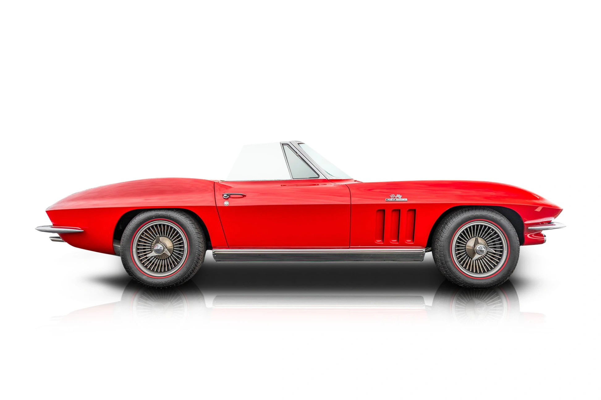 An incredible side shot photo of a Chevrolet Corvette that you should buy.