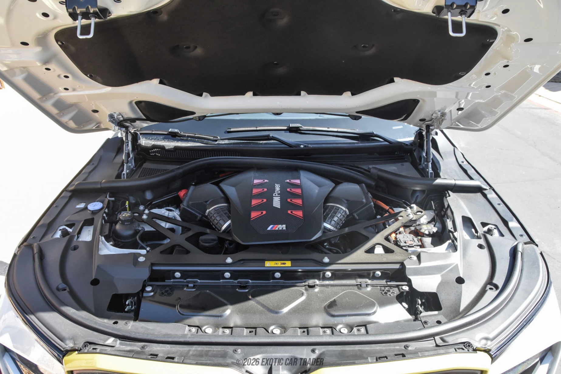 2024 BMW XM - Engine Photo