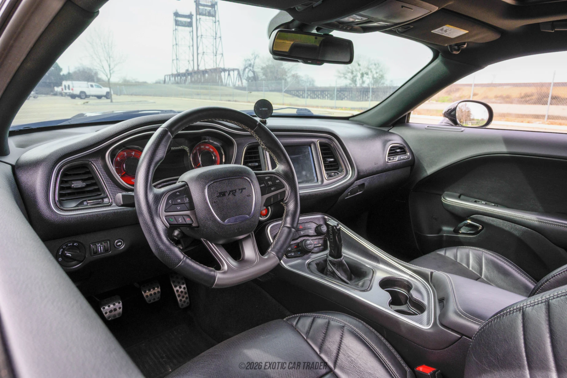 Dodge Challenger Dodge Challenger - Interior