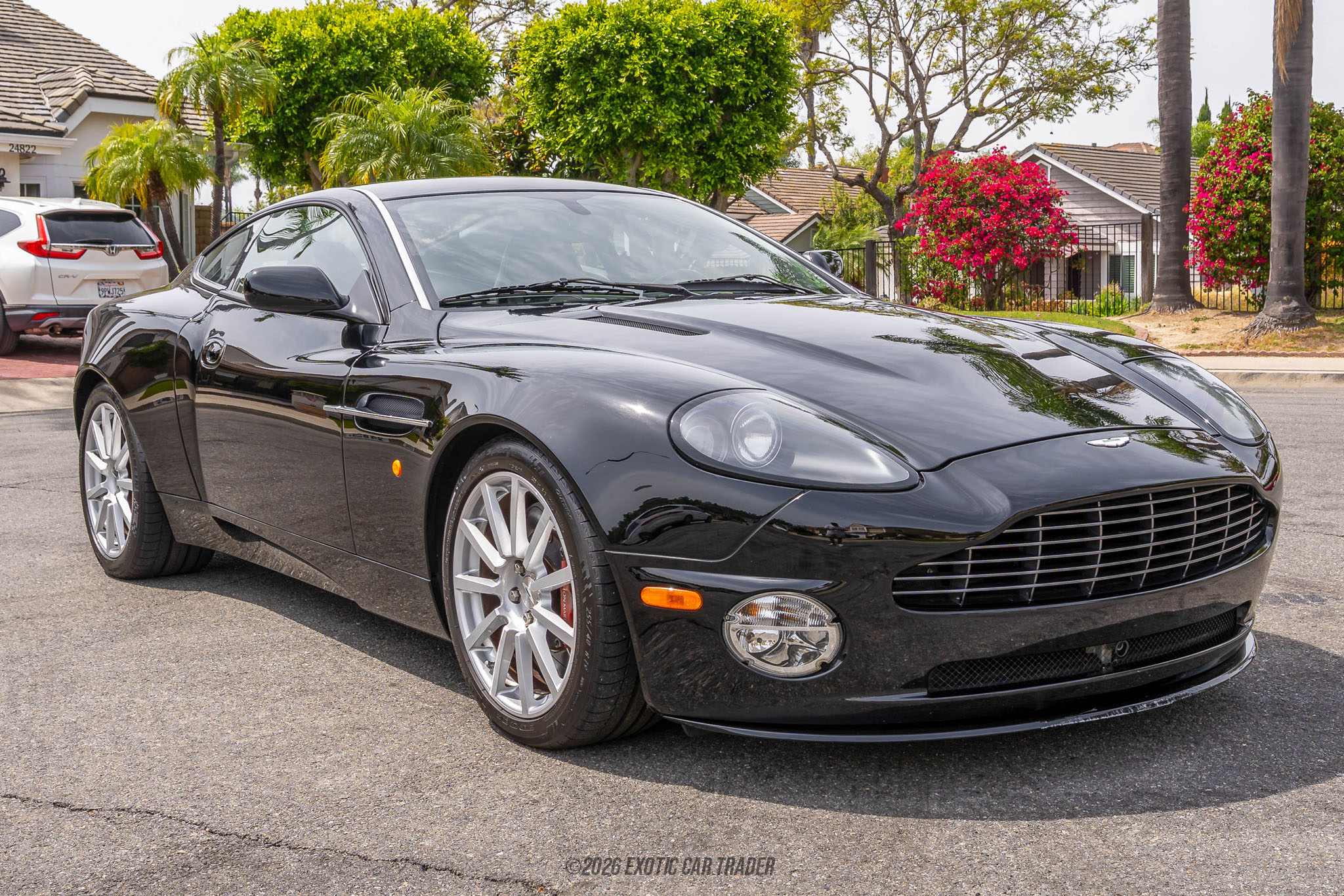 2005 Aston Martin Vanquish - Overview Photo