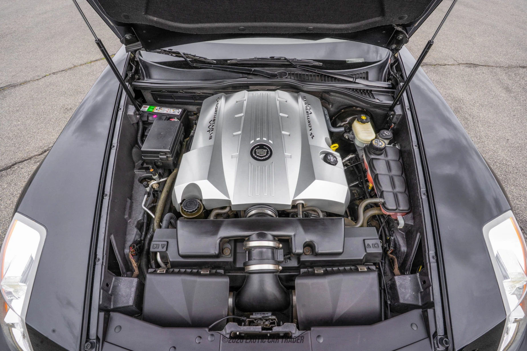 2006 Cadillac XLR - Engine Photo