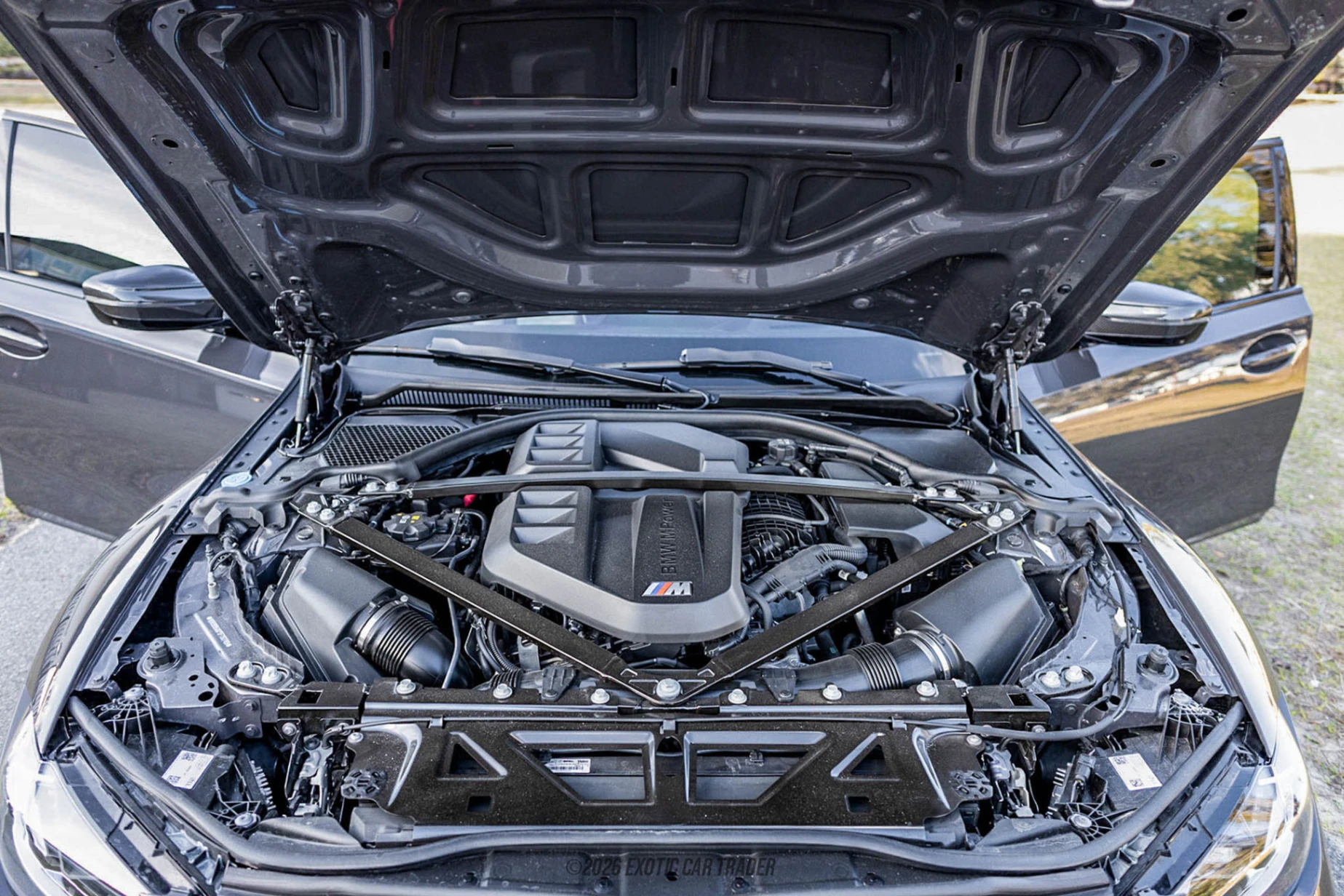 2025 BMW M3 - Engine Photo