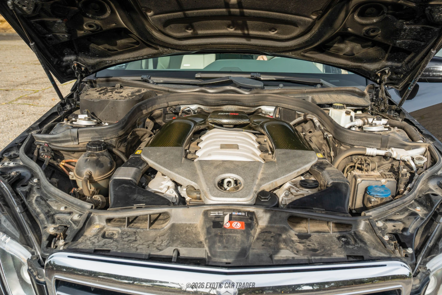 2010 Mercedes-Benz E63 AMG - Engine Photo