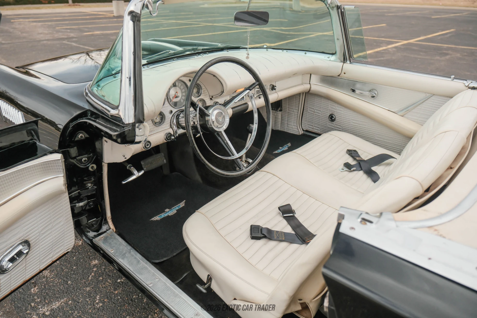Ford Thunderbird Ford Thunderbird - Interior