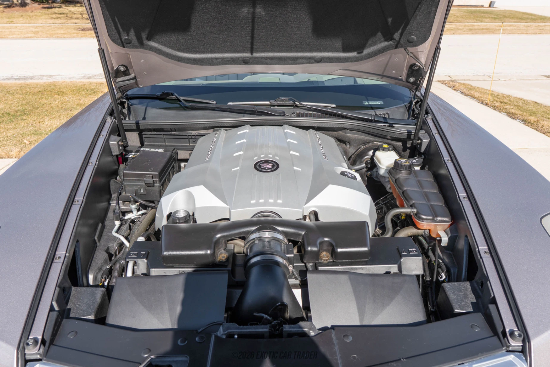 2004 Cadillac XLR - Engine Photo