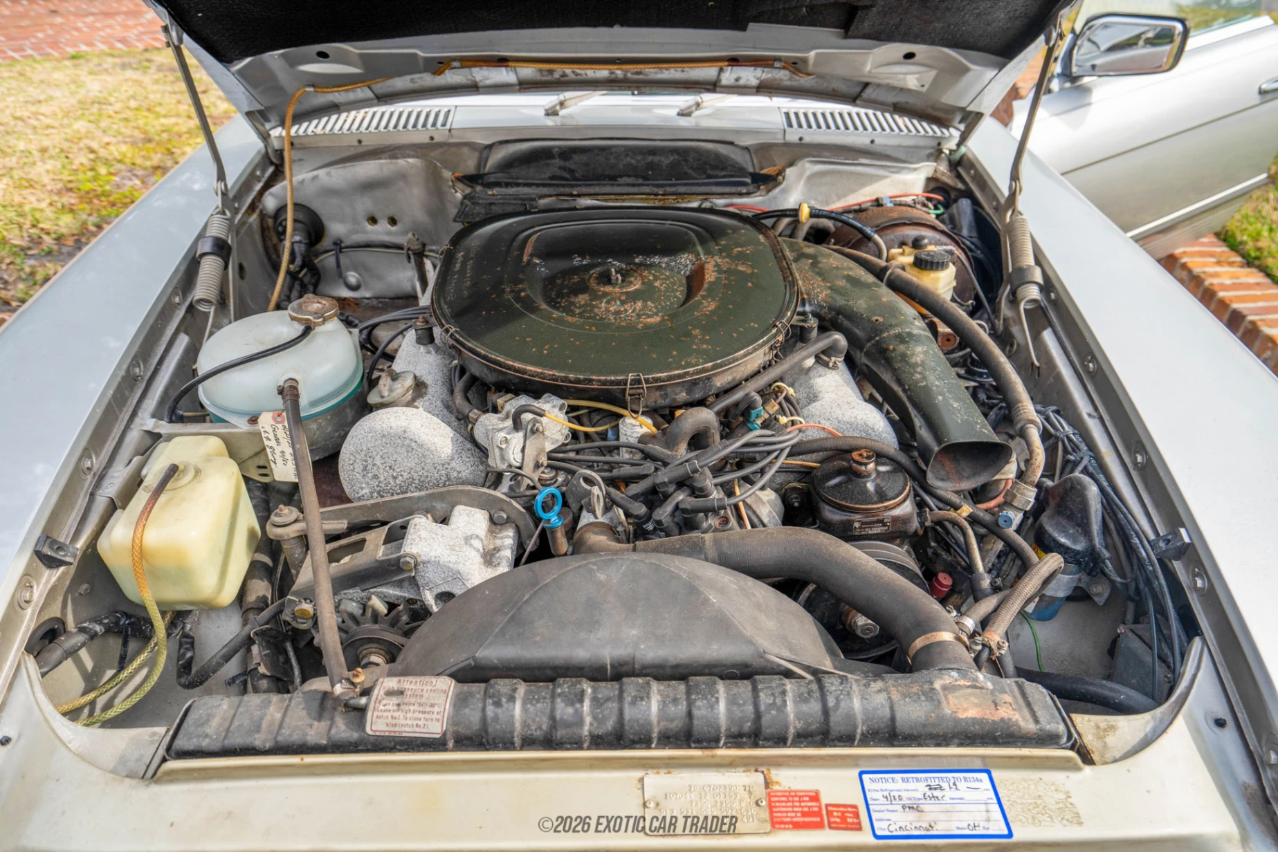 1976 Mercedes-Benz 450SL - Engine Photo