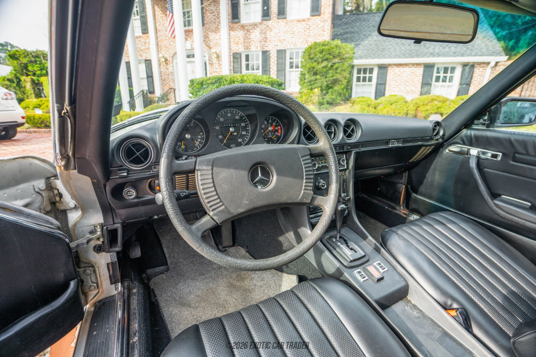 1976 Mercedes-Benz 450SL - Interior Photo