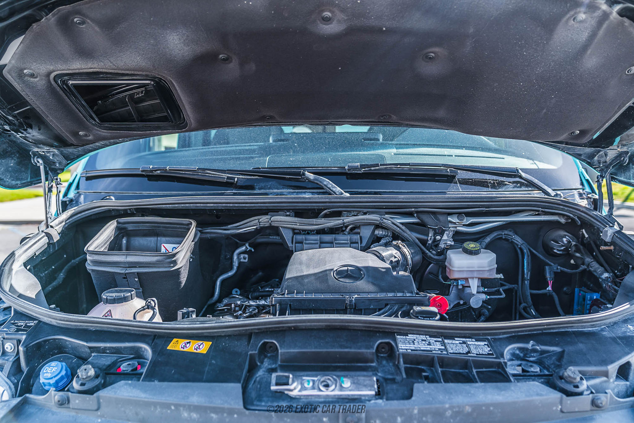 2024 Mercedes-Benz Sprinter 2500 - Engine Photo