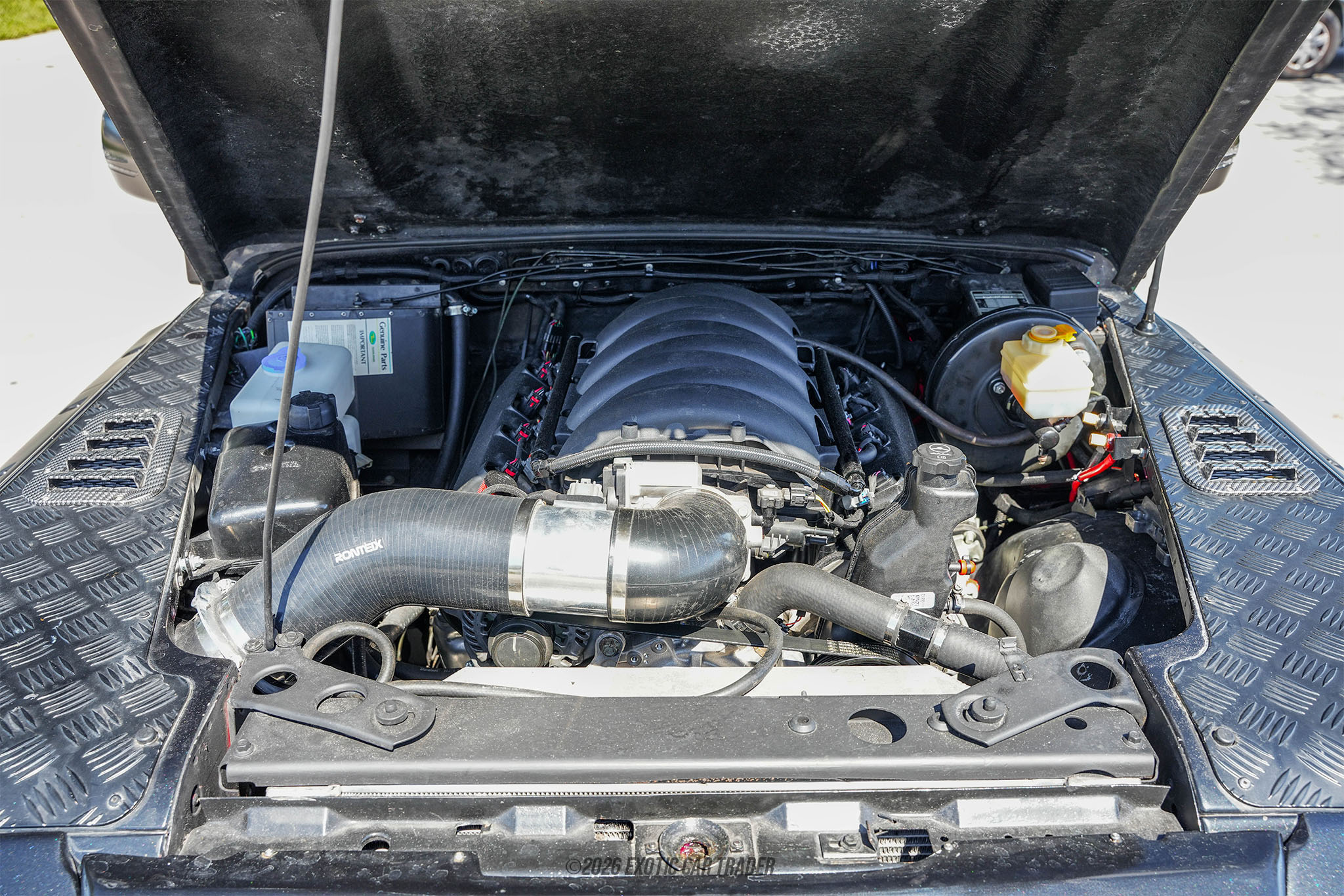 1990 Land Rover Defender 90 - Engine Photo