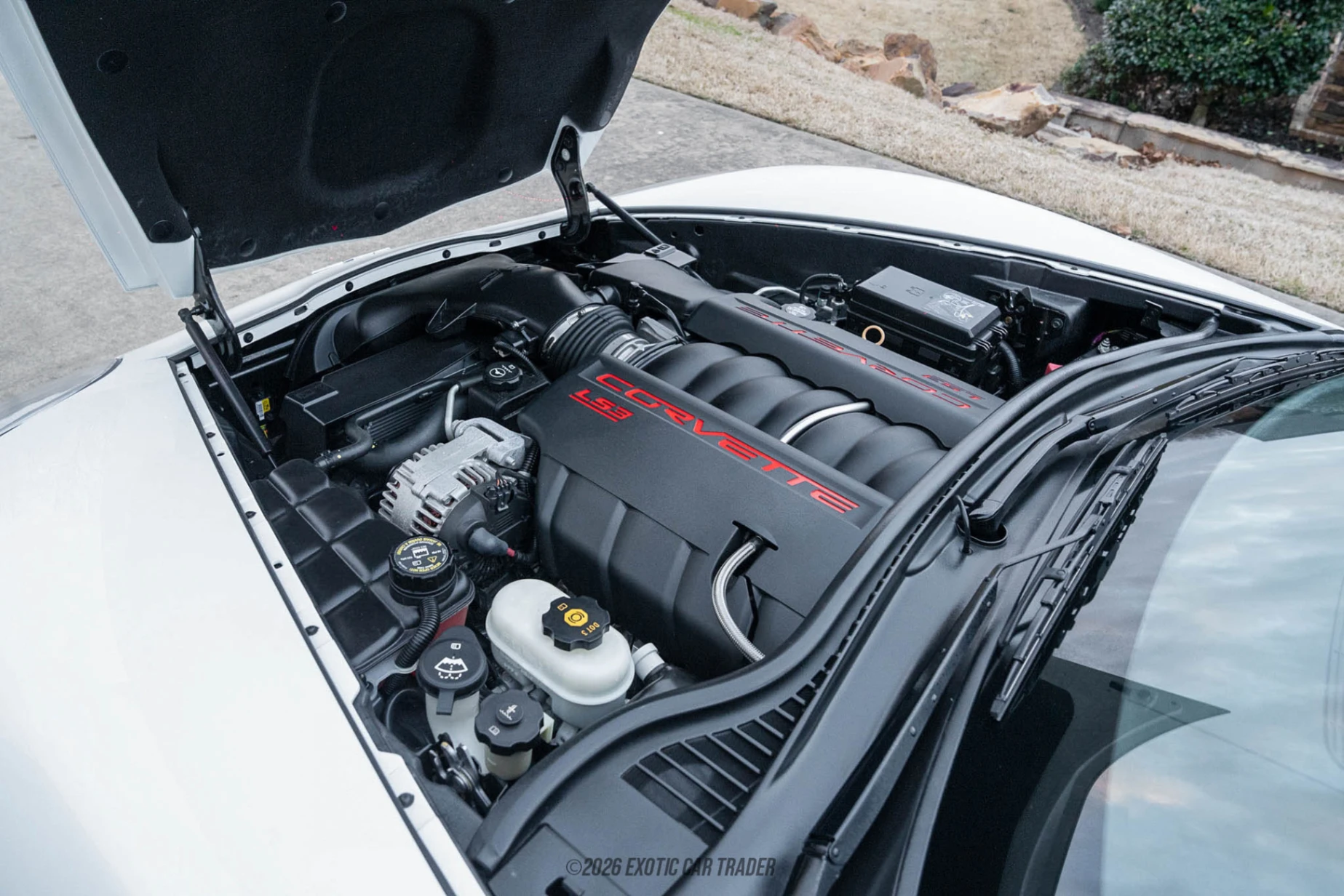 2010 Chevrolet Corvette - Engine Photo