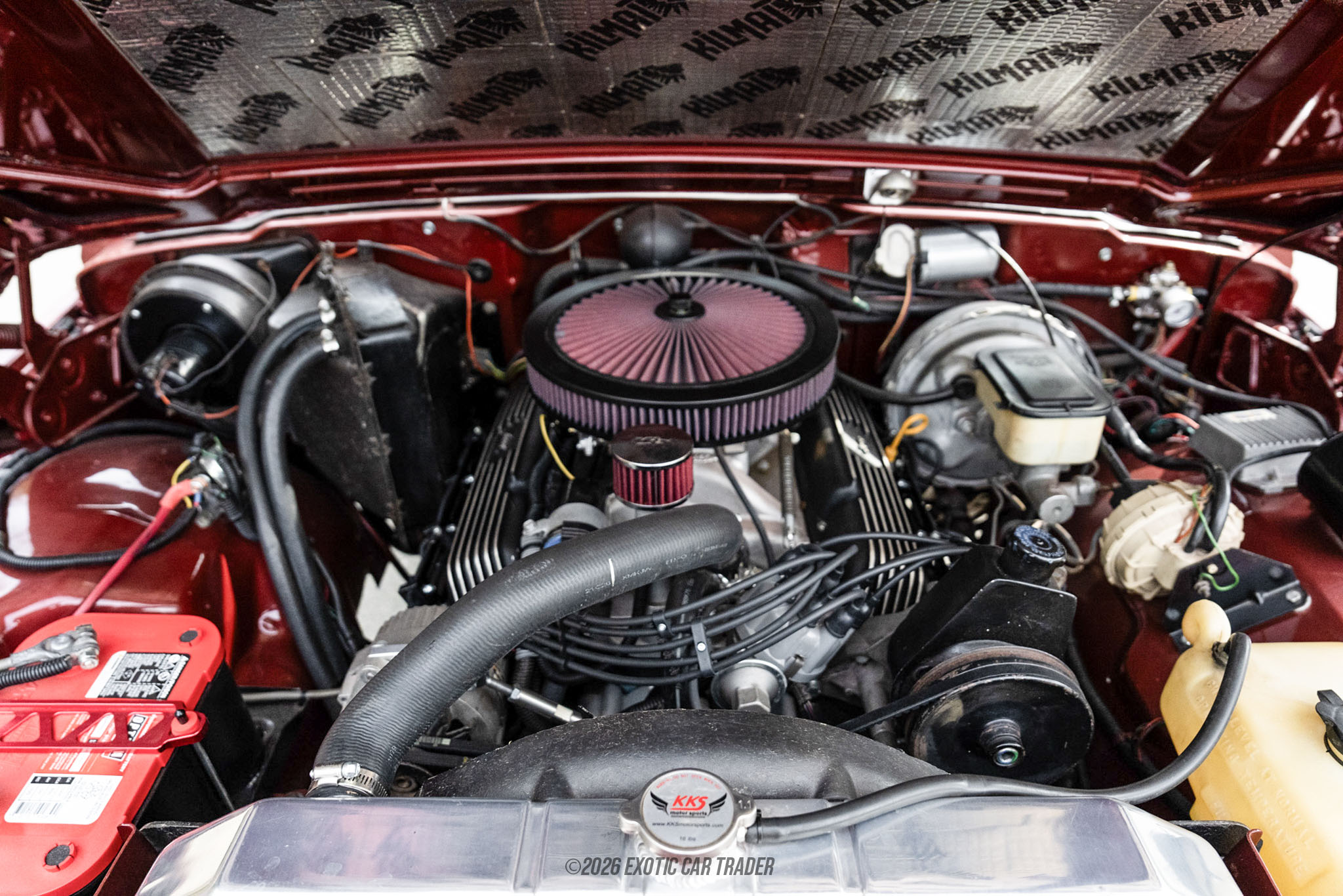 1986 Jeep Grand Wagoneer - Engine Photo