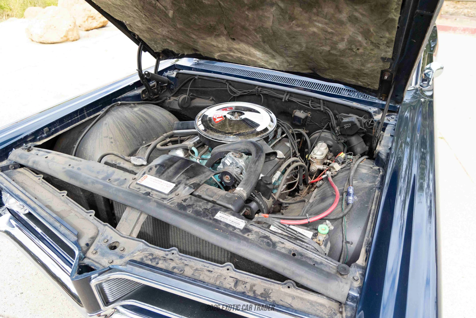 1964 Pontiac Grand Prix - Engine Photo