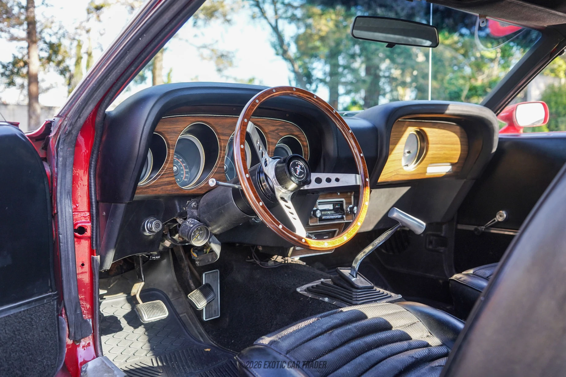 Ford Mustang Ford Mustang - Interior