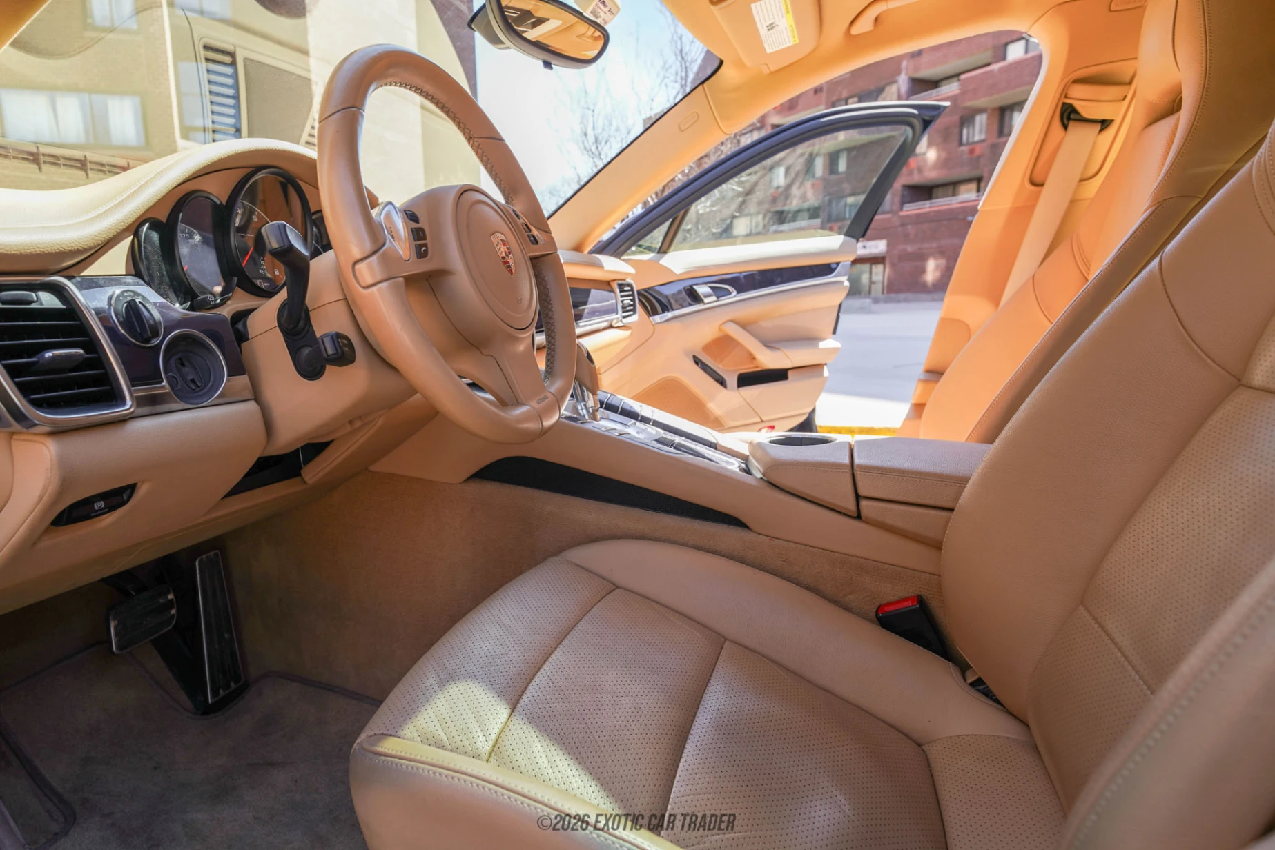 2012 Porsche Panamera - Interior Photo