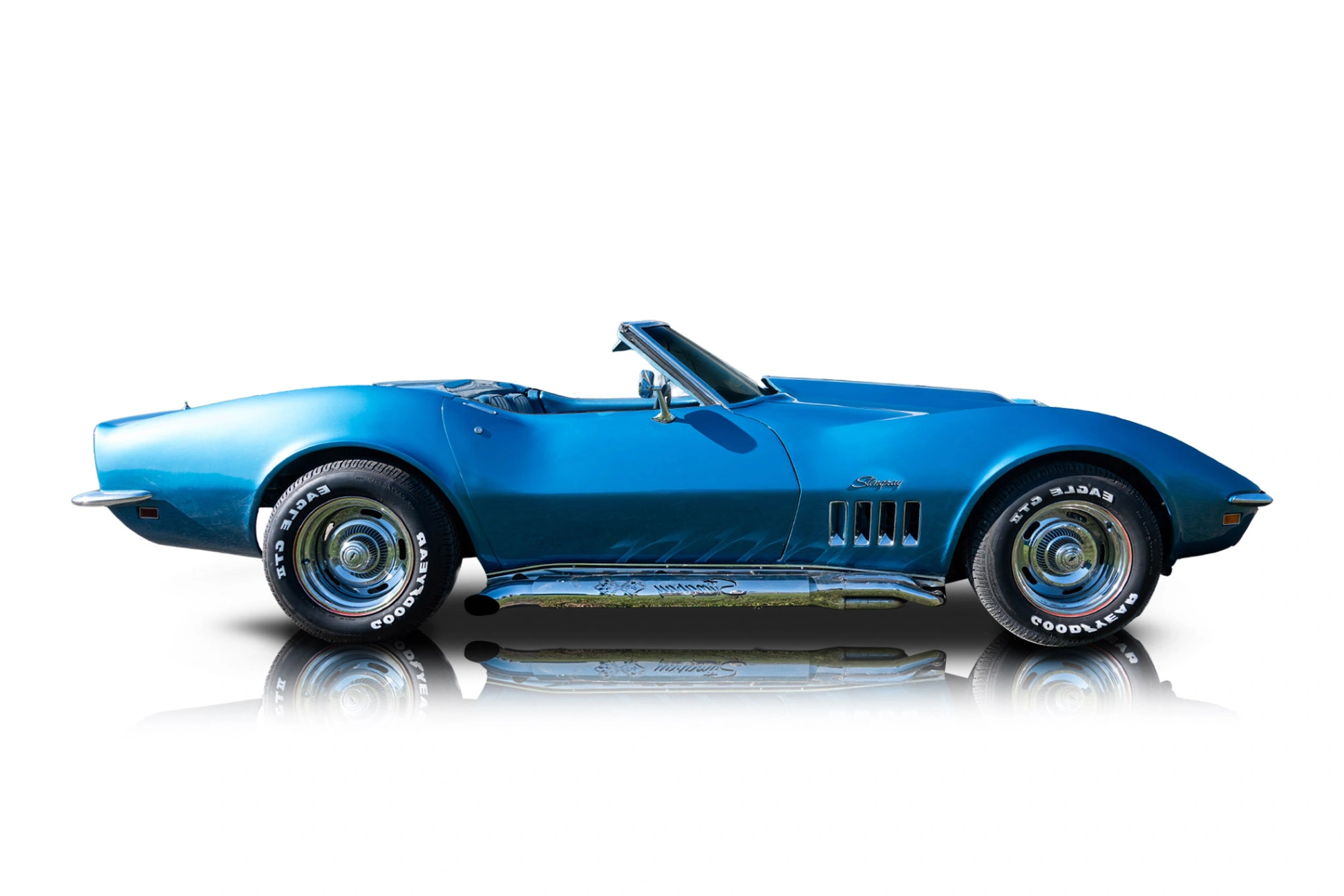 An incredible side shot photo of a Chevrolet Corvette that you should buy.
