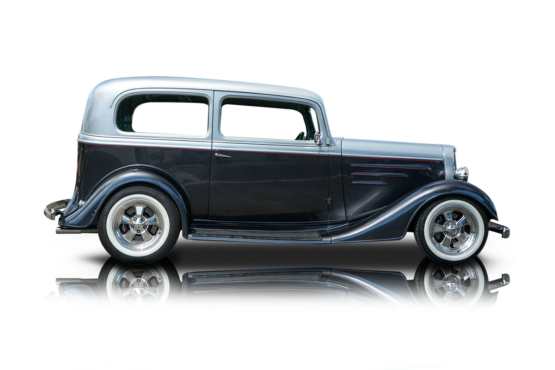 1935 Chevrolet Master Deluxe - Passenger side