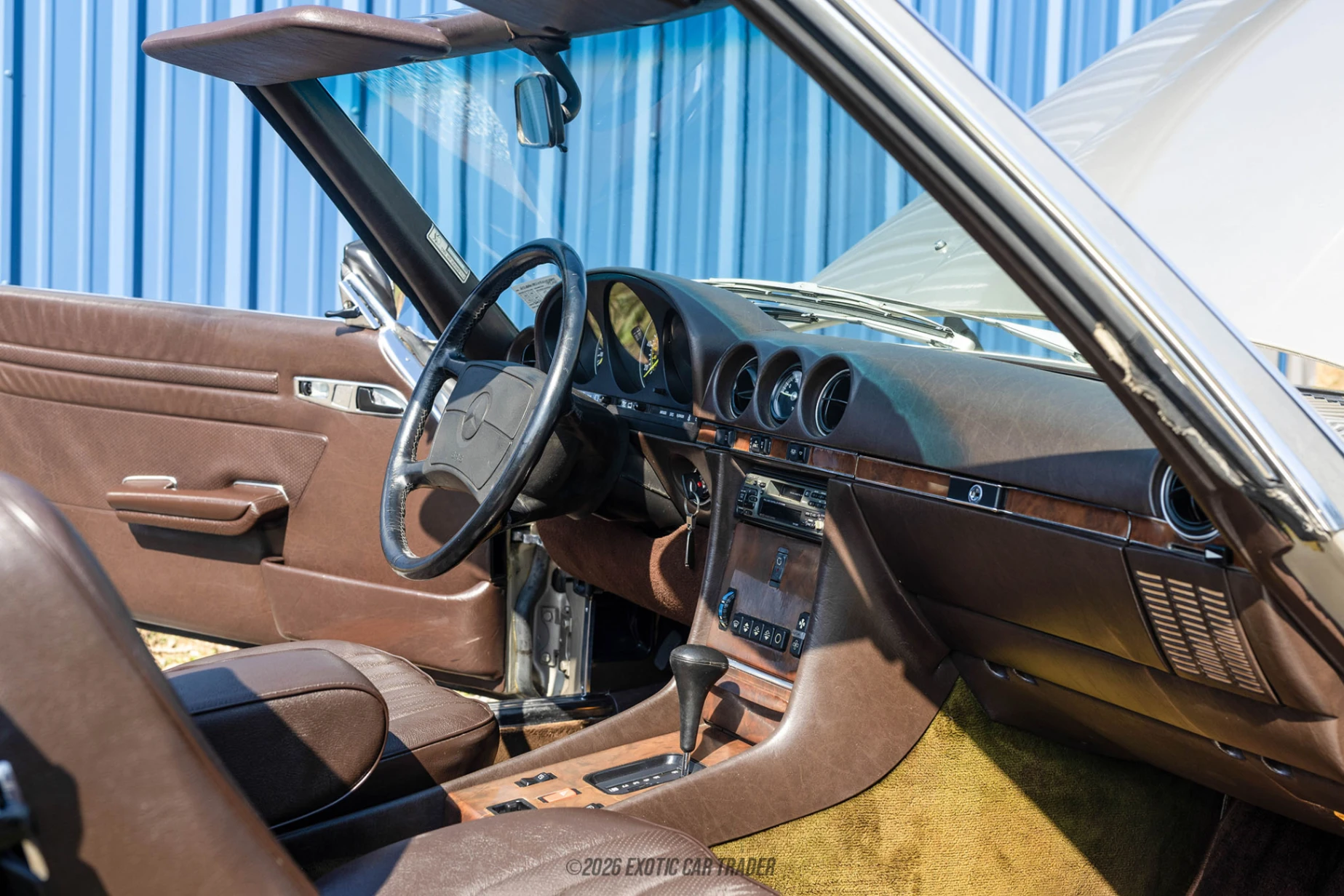 Mercedes-Benz 560SL Mercedes-Benz 560SL - Interior