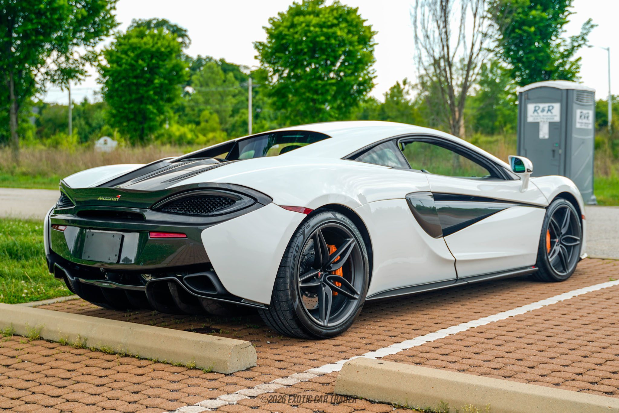 2017 McLaren 570S - Engine Photo