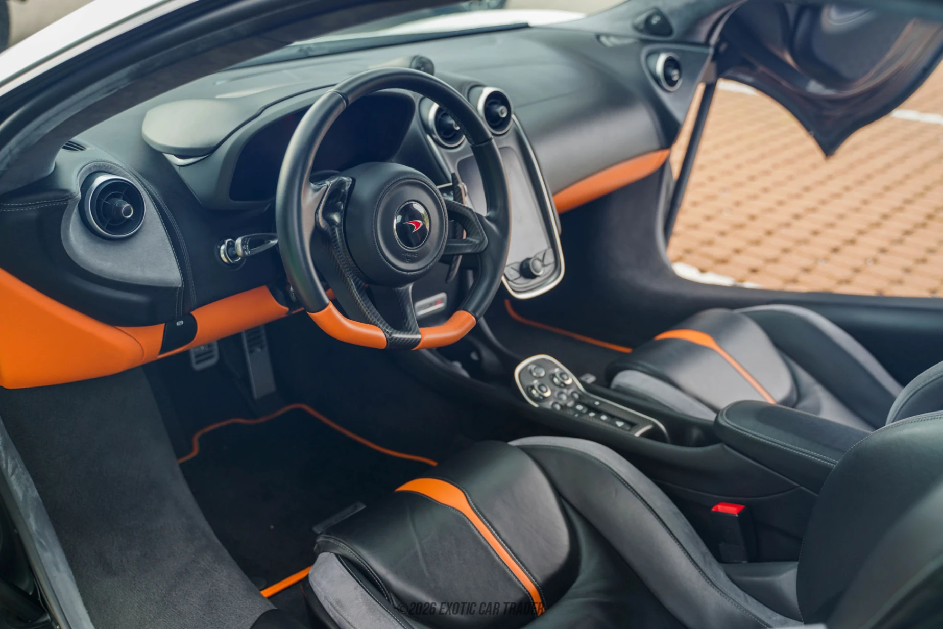 2017 McLaren 570S - Interior Photo