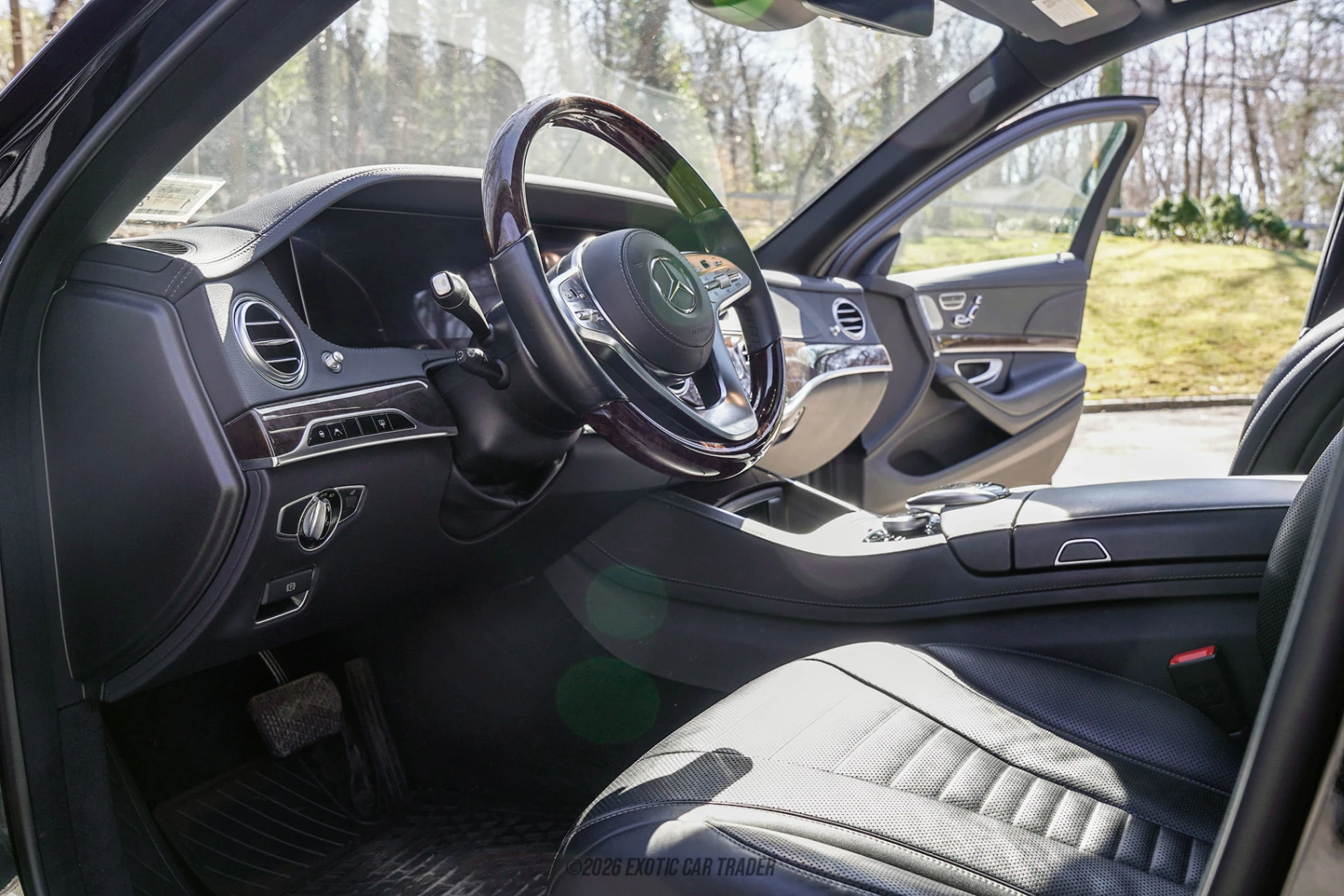 Mercedes-Benz S560 Mercedes-Benz S560 - Interior