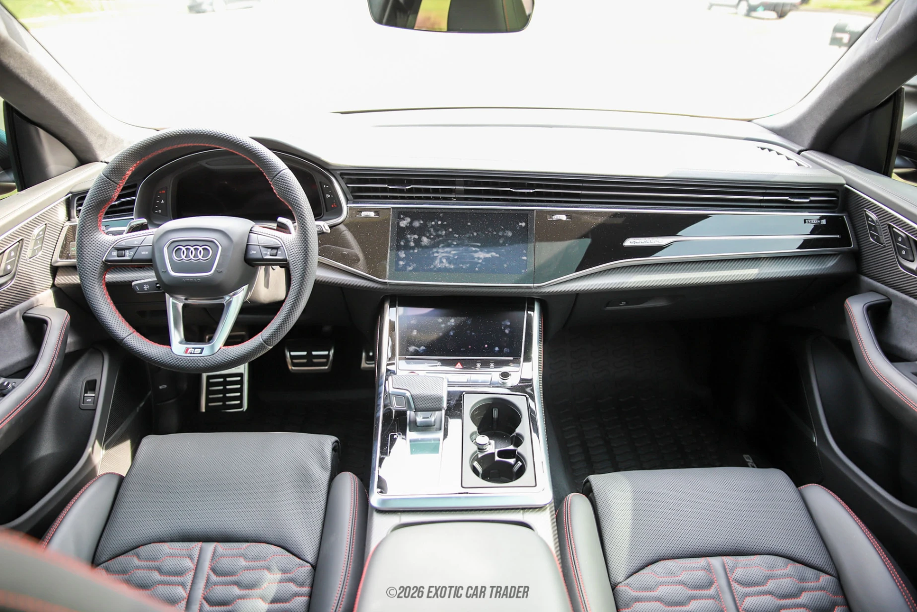 2025 Audi RS Q8 - Interior Photo