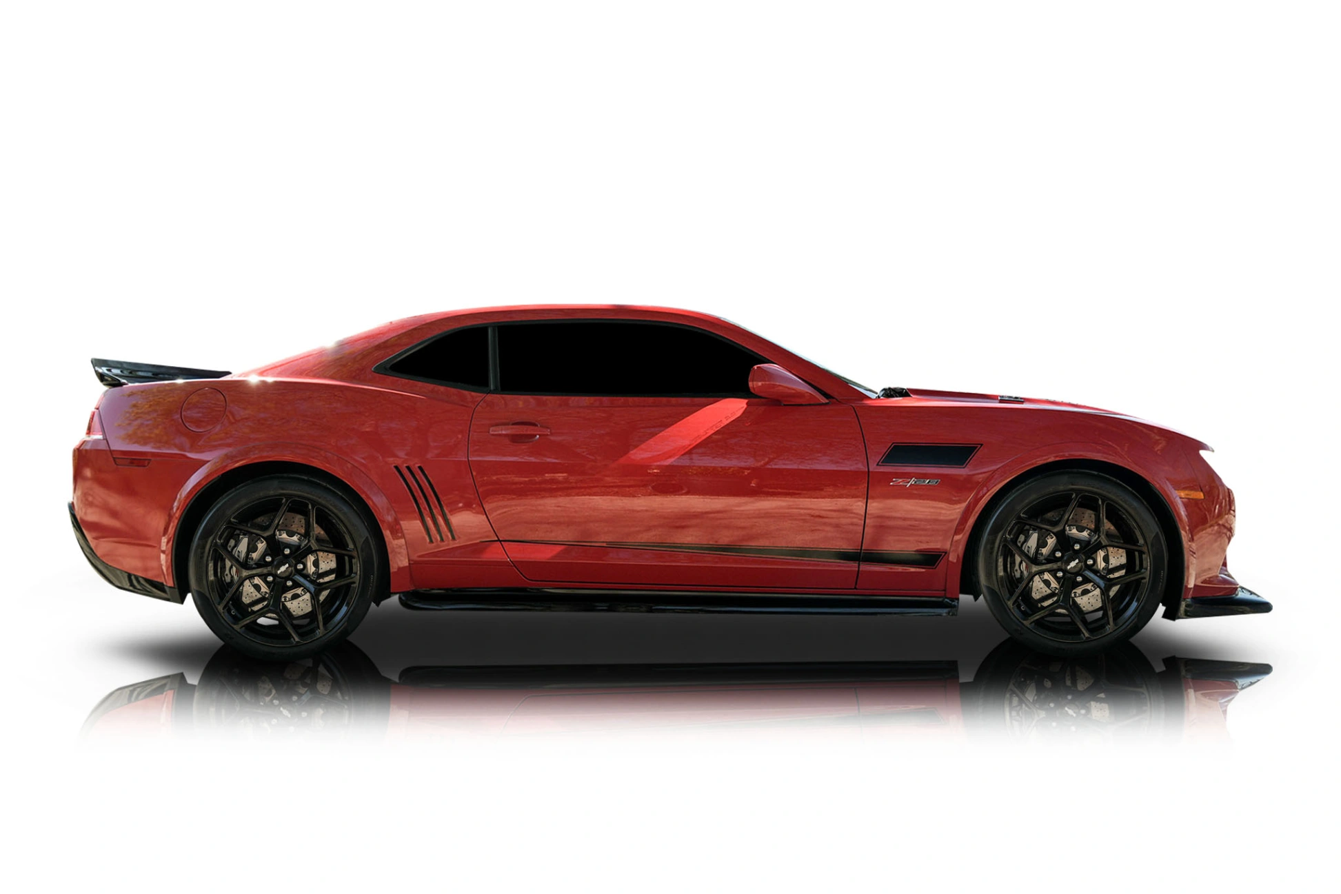 An incredible side shot photo of a Chevrolet Camaro that you should buy.