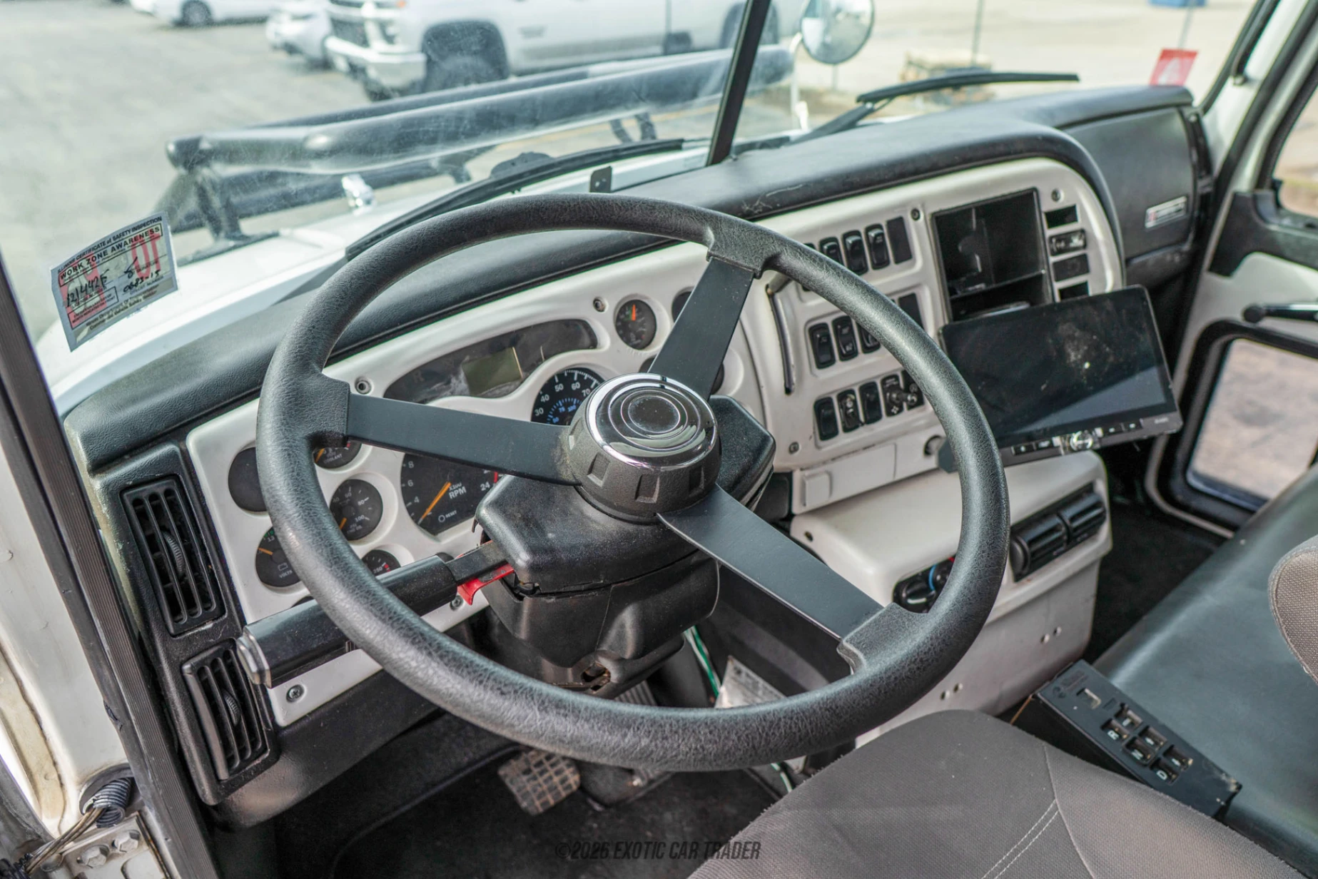 Mack 600 Mack 600 - Interior