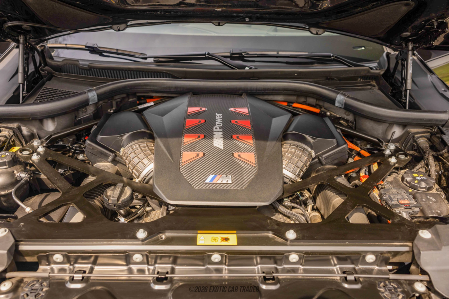 2023 BMW XM - Engine Photo