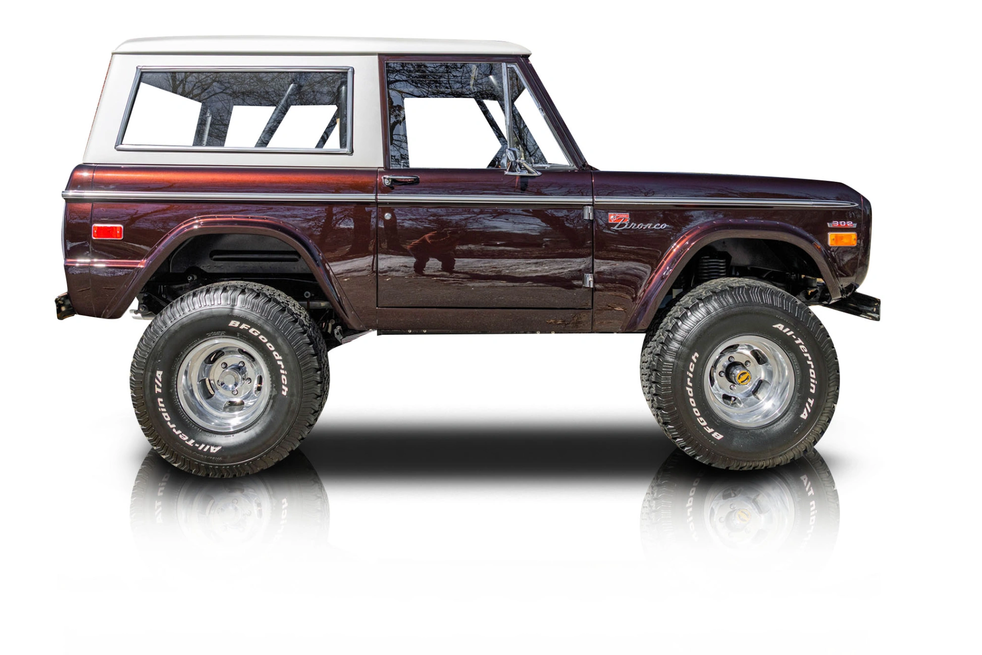 1972 Ford Bronco - Passenger side