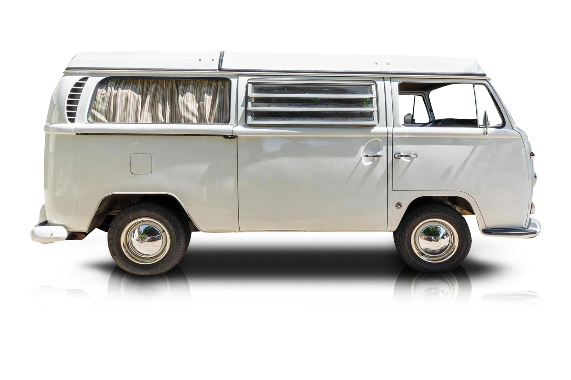 1968 Volkswagen Type 2 - Passenger side