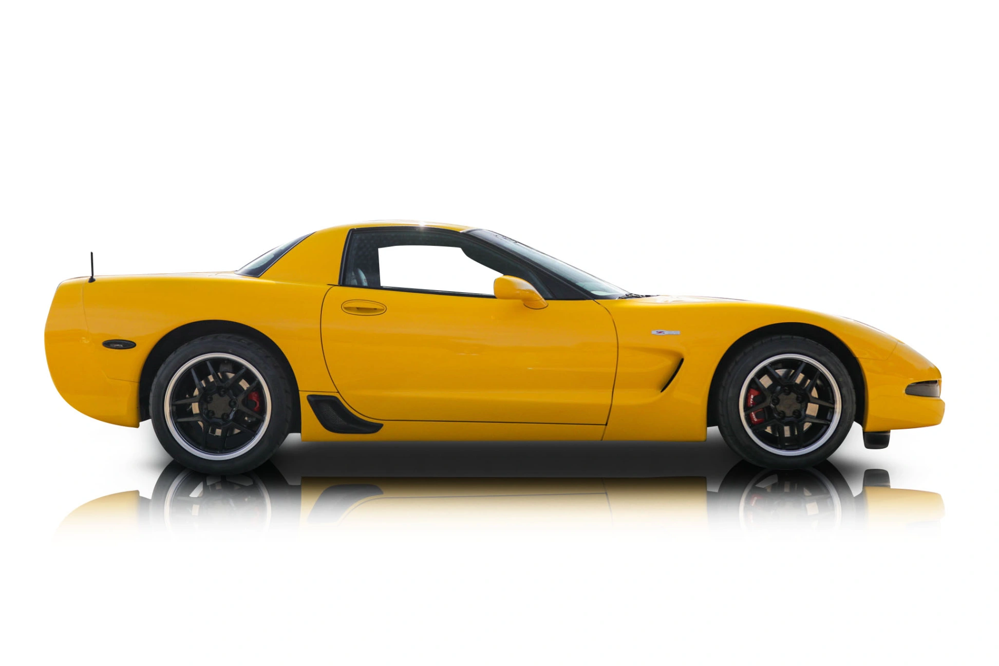 An incredible side shot photo of a Chevrolet Corvette that you should buy.