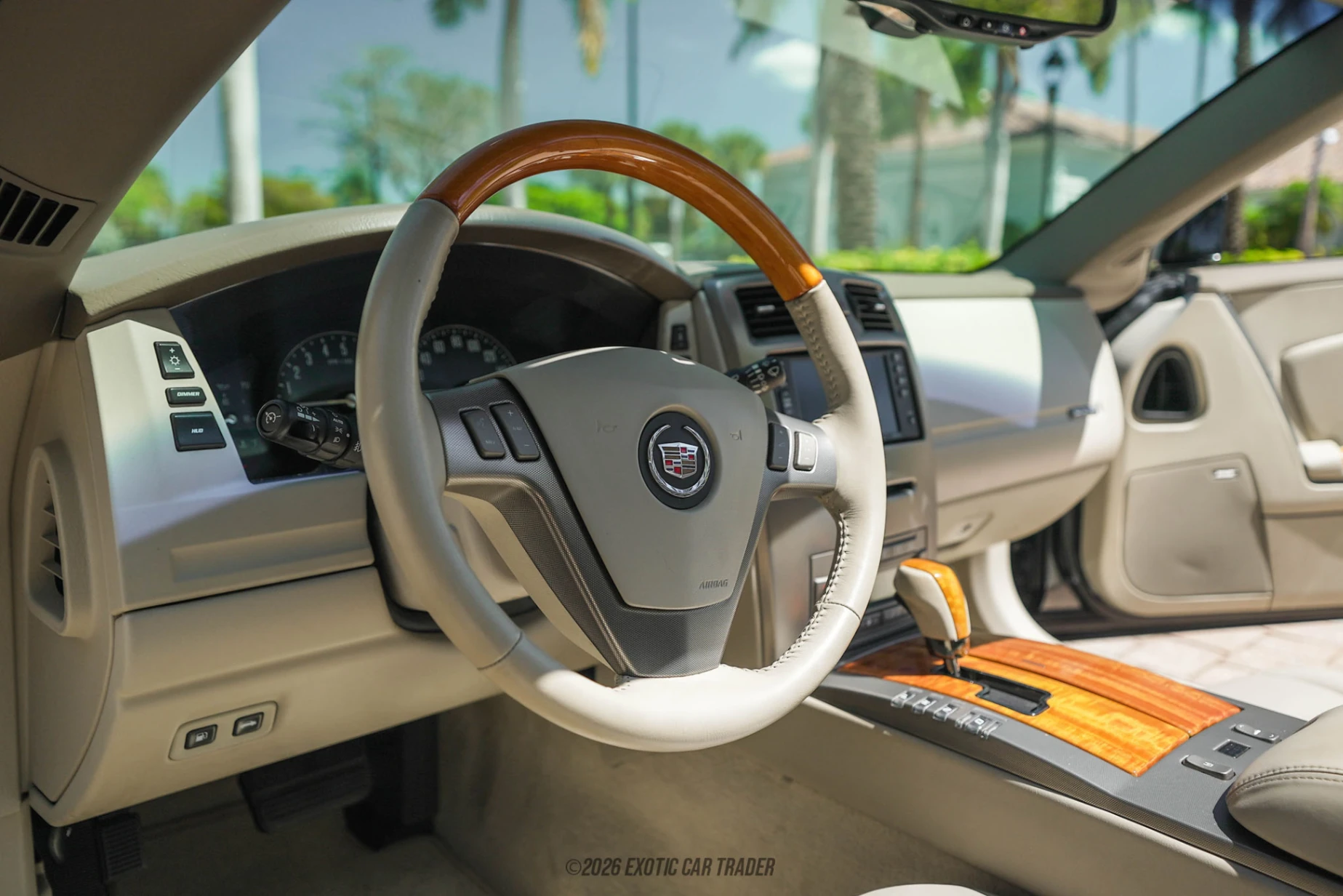 Cadillac XLR Cadillac XLR - Interior