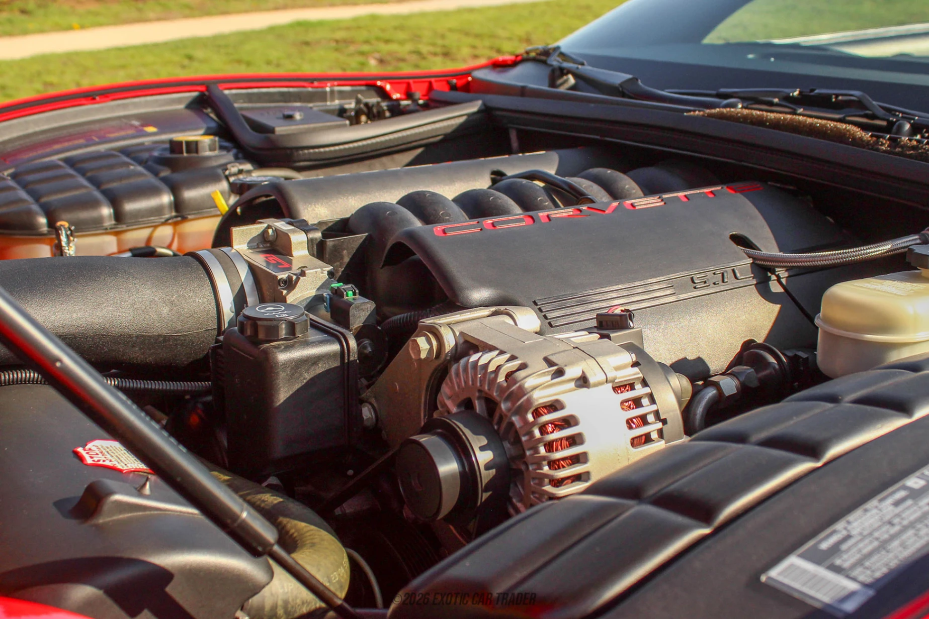 2004 Chevrolet Corvette - Engine Photo