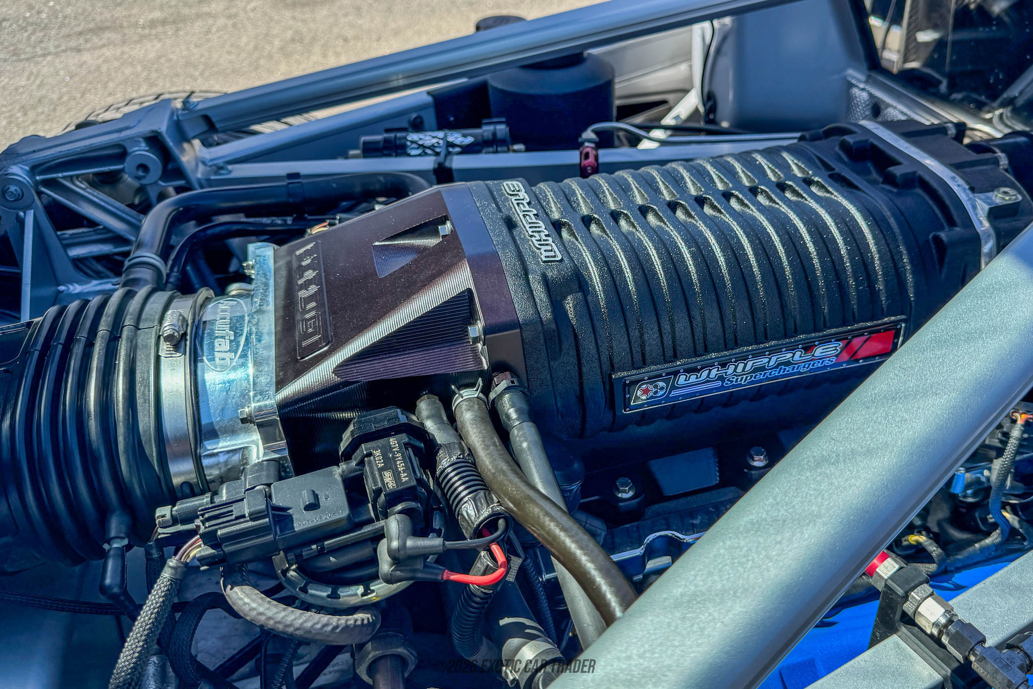 2005 Ford GT - Engine Photo