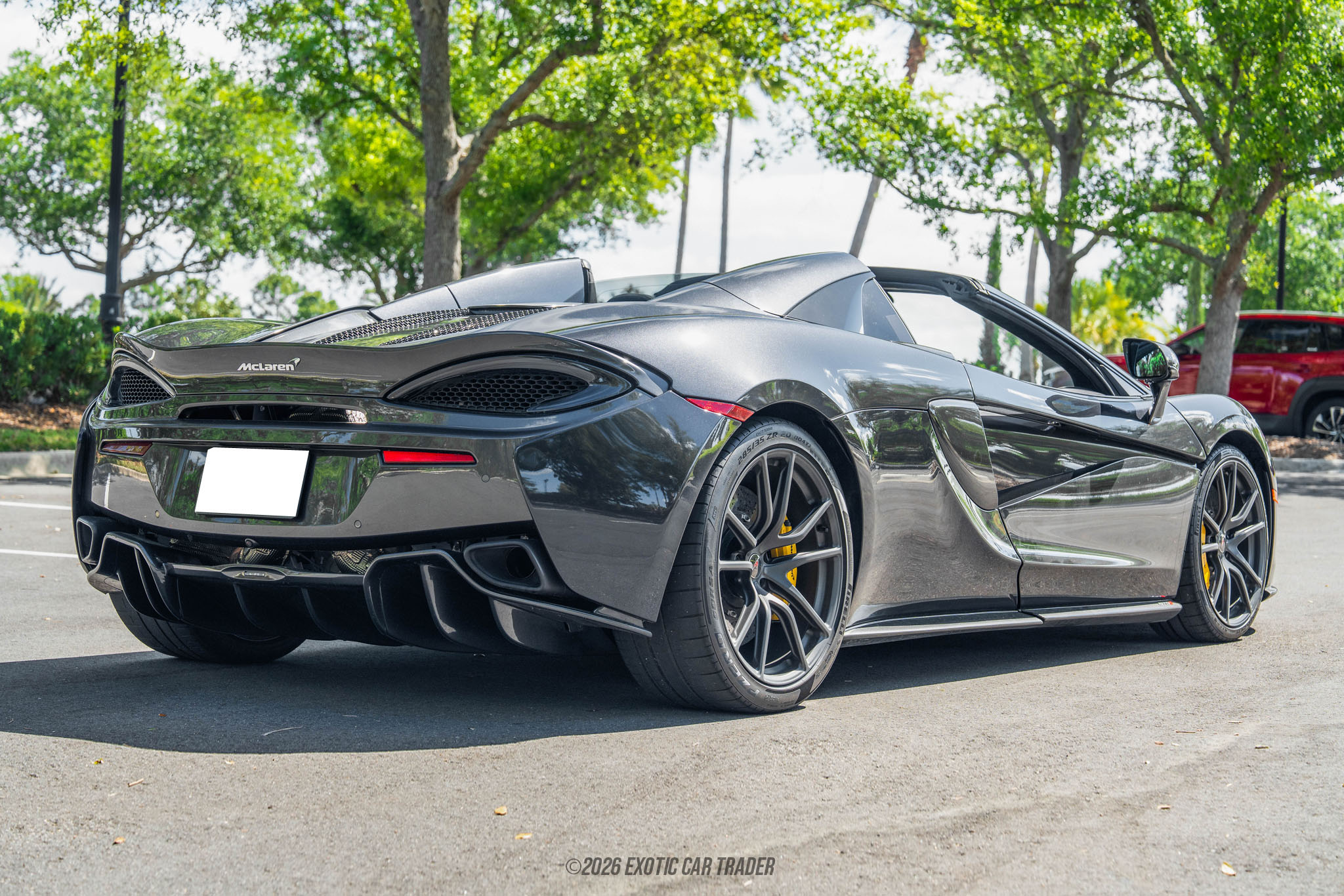 2018 McLaren 570S - Engine Photo