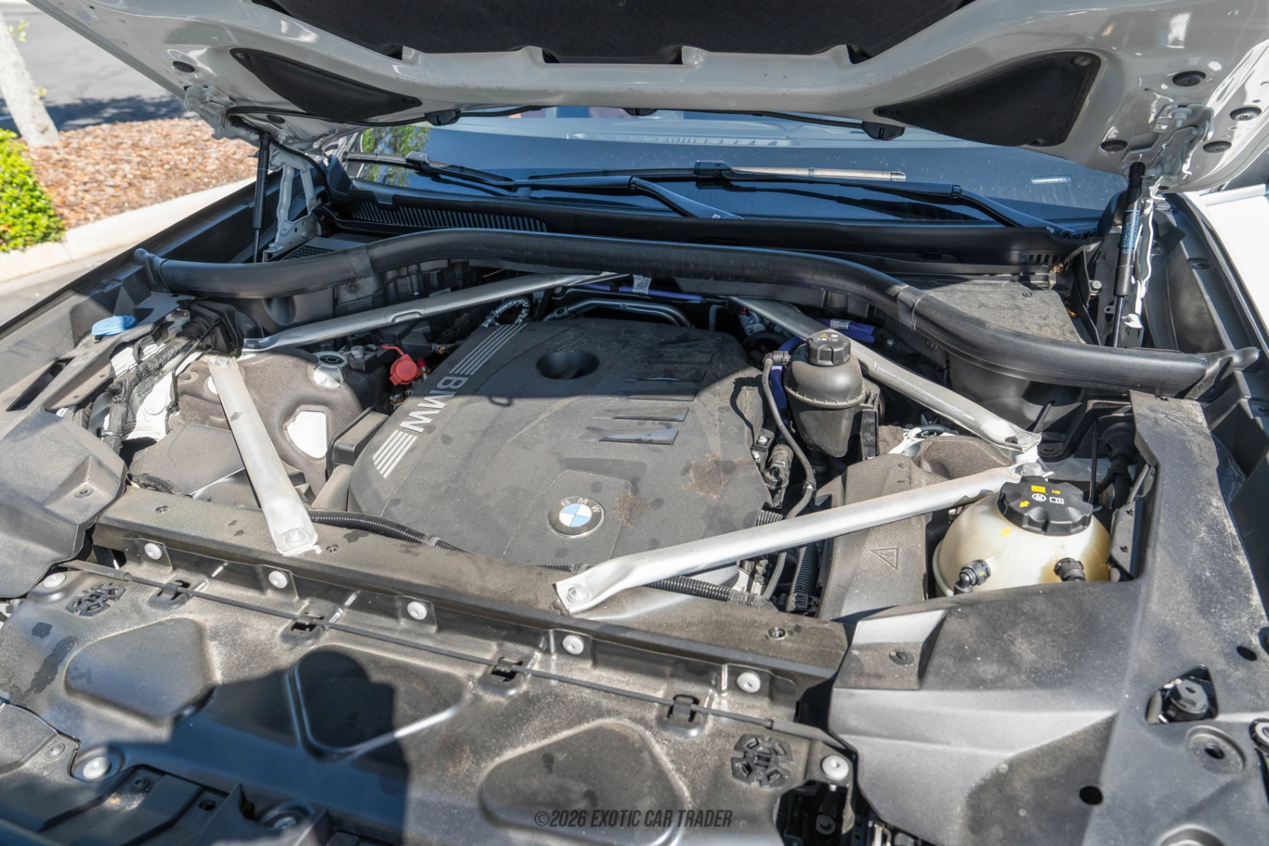 2024 BMW X7 - Engine Photo